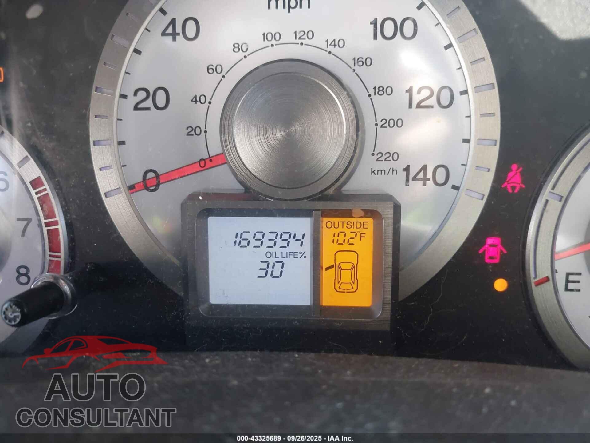 HONDA PILOT 2011 - 5FNYF3H56BB036296
