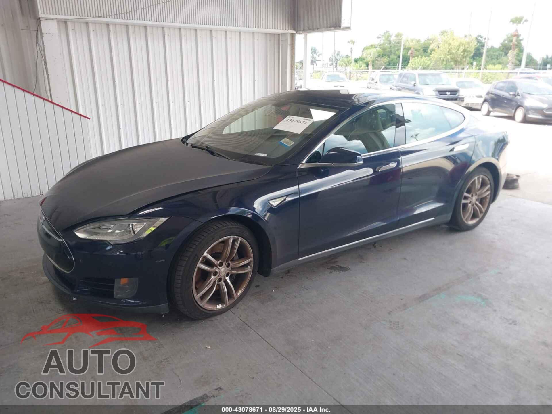 TESLA MODEL S 2013 - 5YJSA1AC8DFP10114
