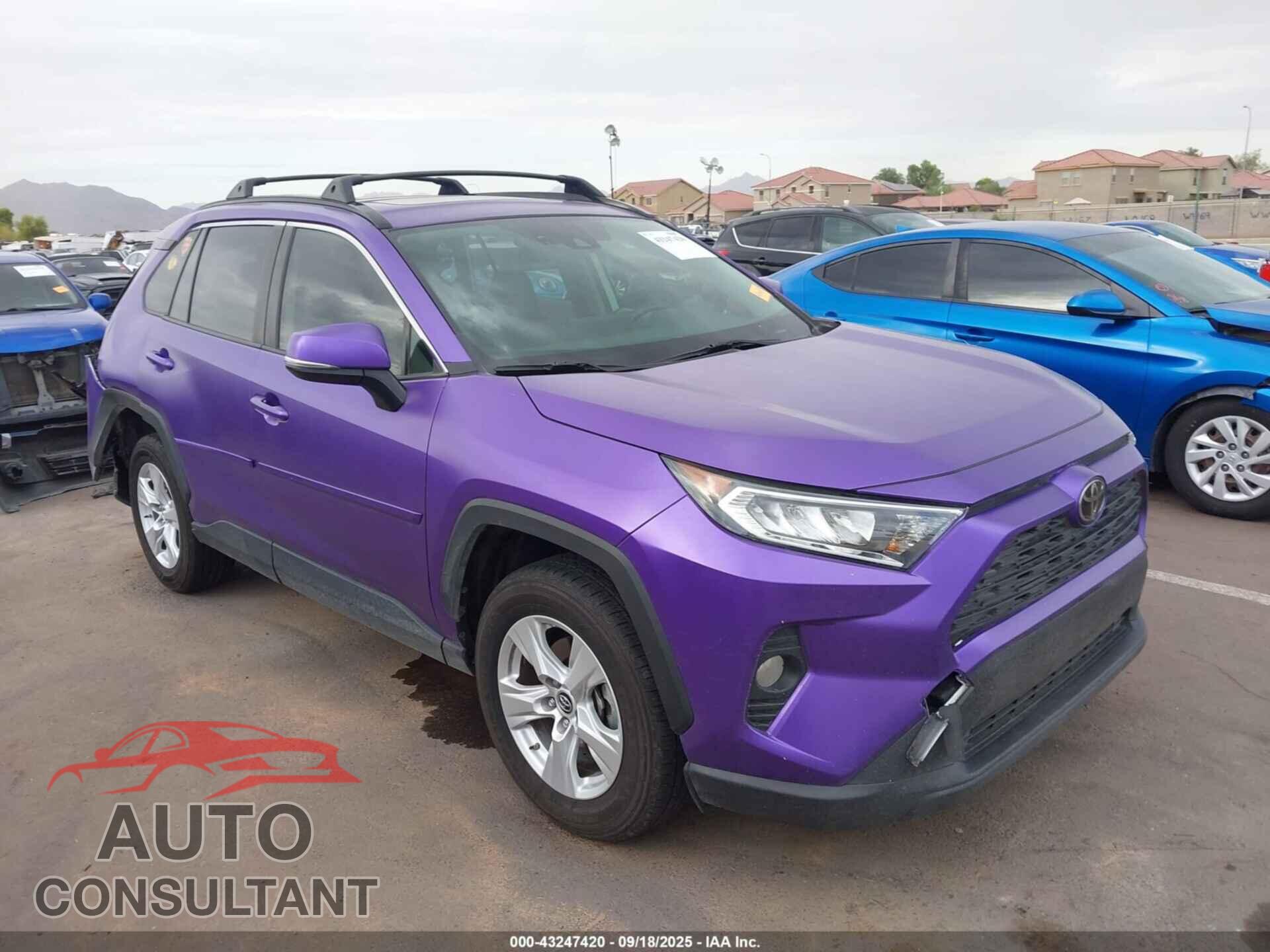 TOYOTA RAV4 2019 - JTMP1RFV7KJ022108