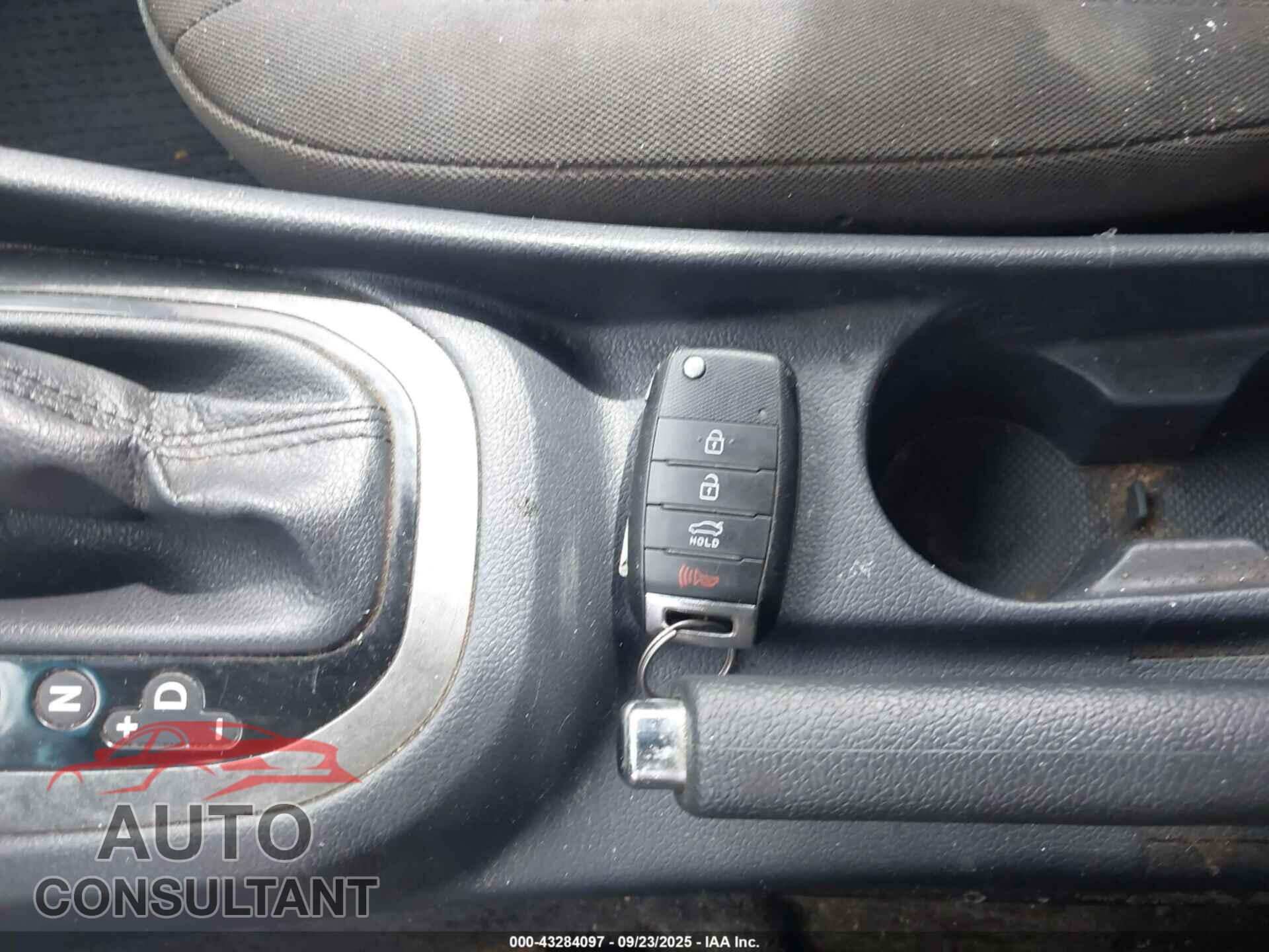 KIA RIO 2014 - KNADN4A36E6417871