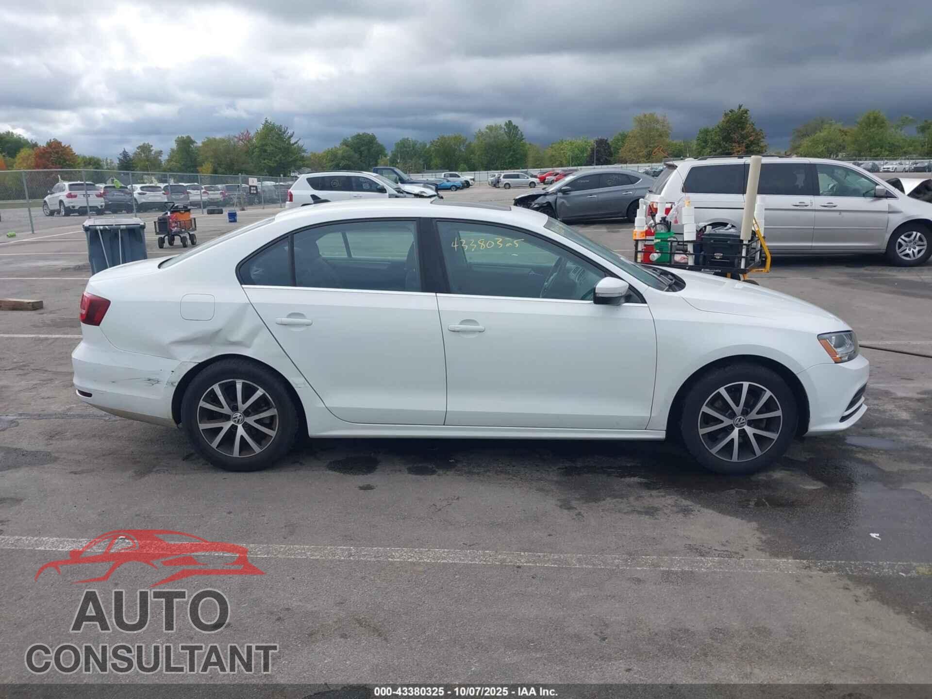 VOLKSWAGEN JETTA 2017 - 3VWDB7AJ4HM200767
