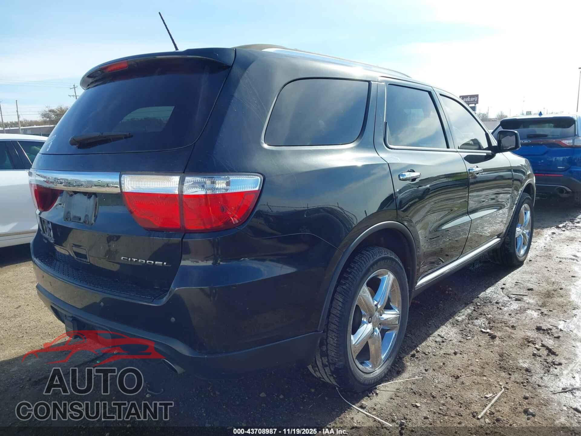 DODGE DURANGO 2013 - 1C4SDJET9DC677672