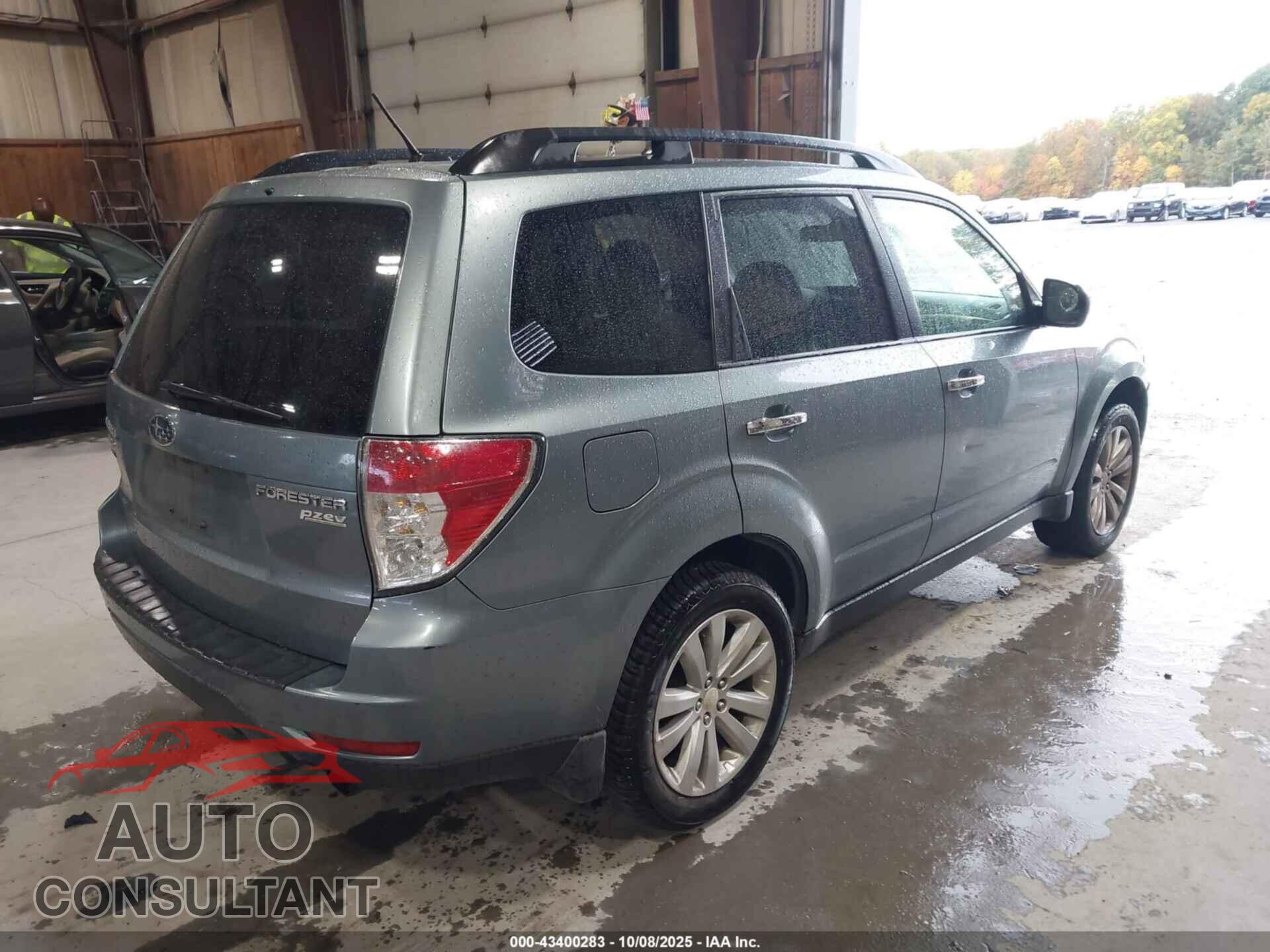 SUBARU FORESTER 2011 - JF2SHAEC9BH745314