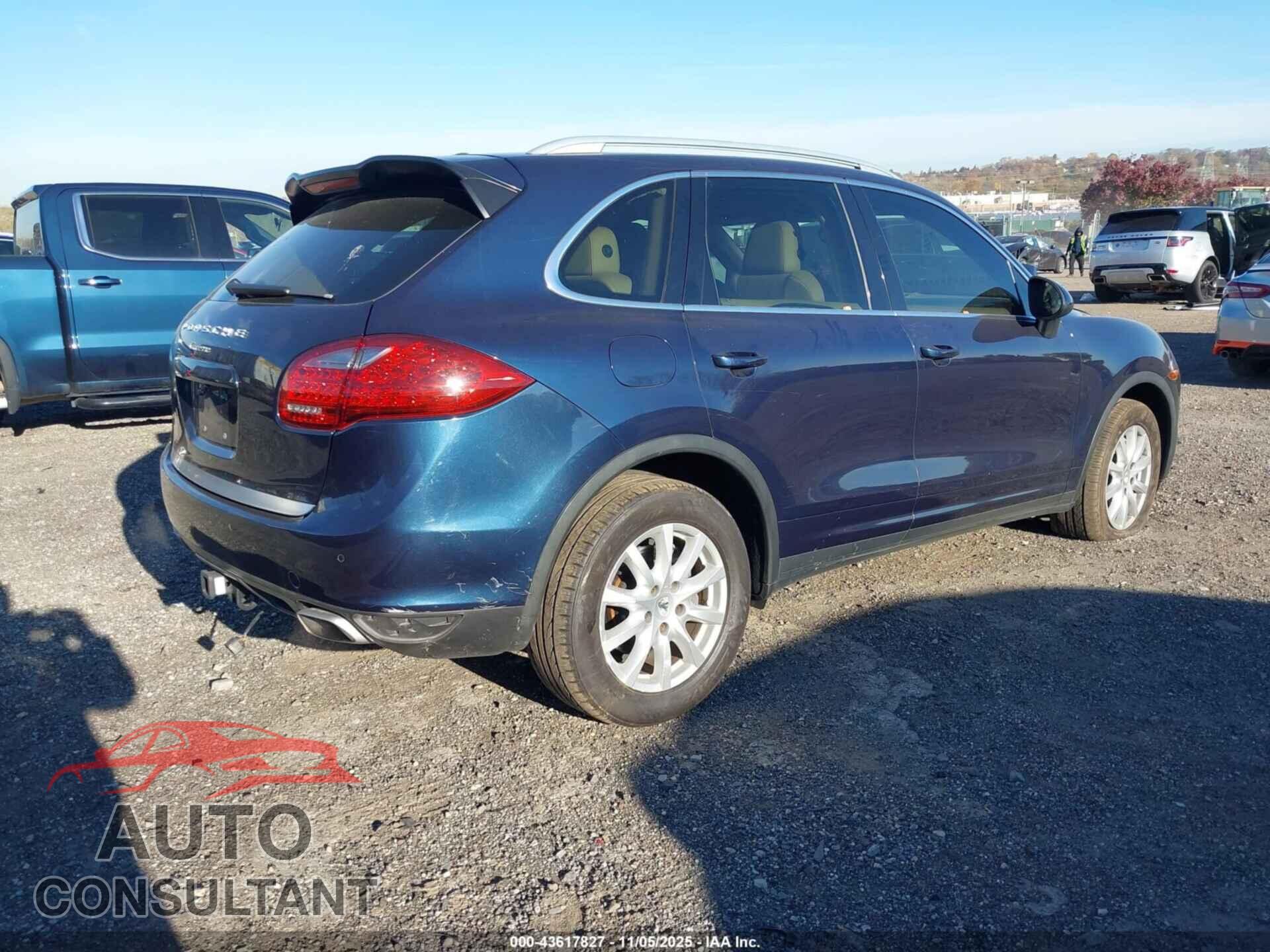 PORSCHE CAYENNE 2012 - WP1AA2A2XCLA00716