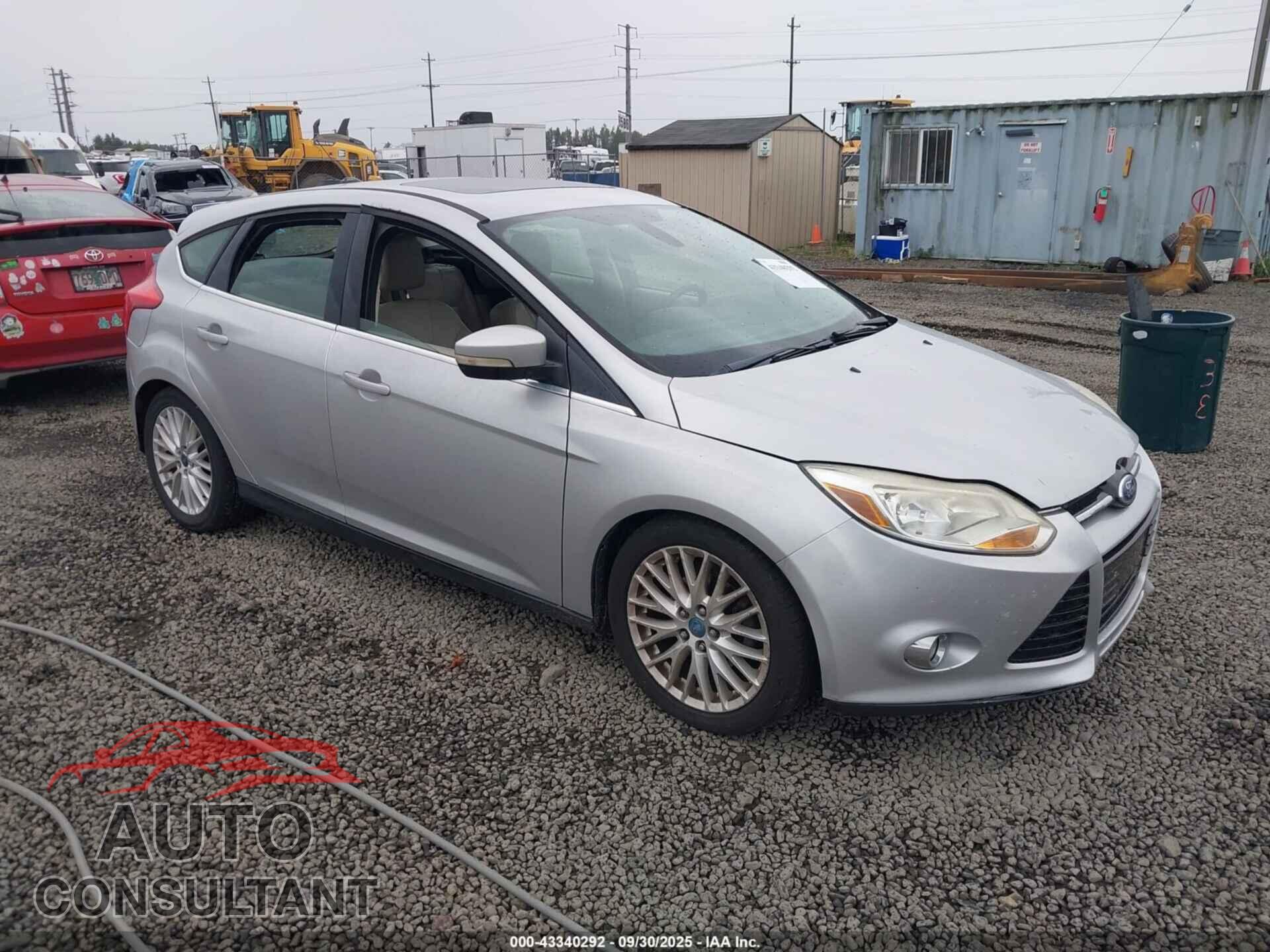 FORD FOCUS 2012 - 1FAHP3M2XCL232660