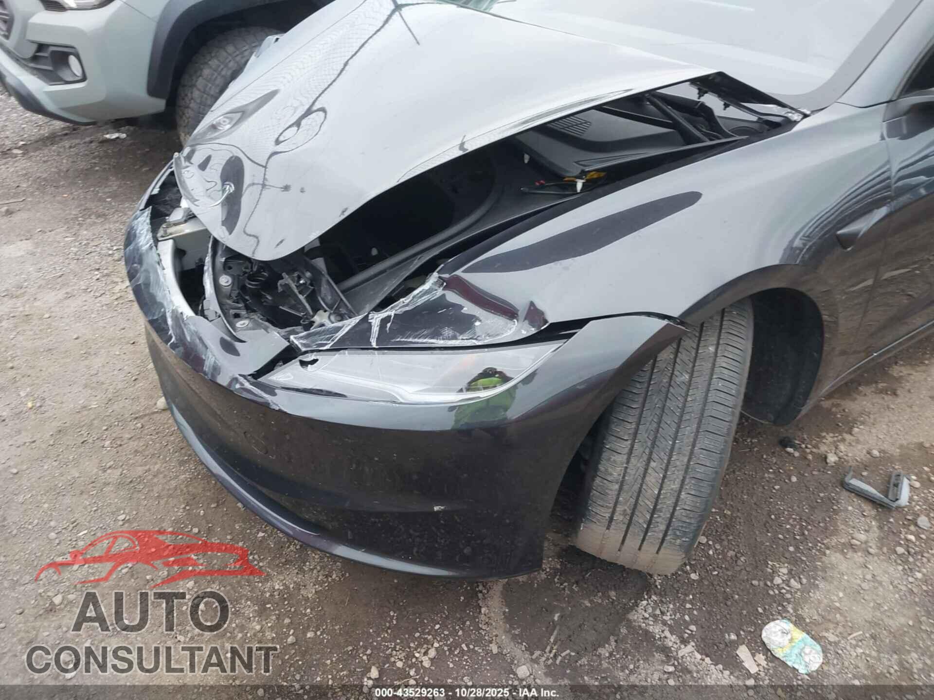 TESLA MODEL 3 2024 - 5YJ3E1EB5RF795124