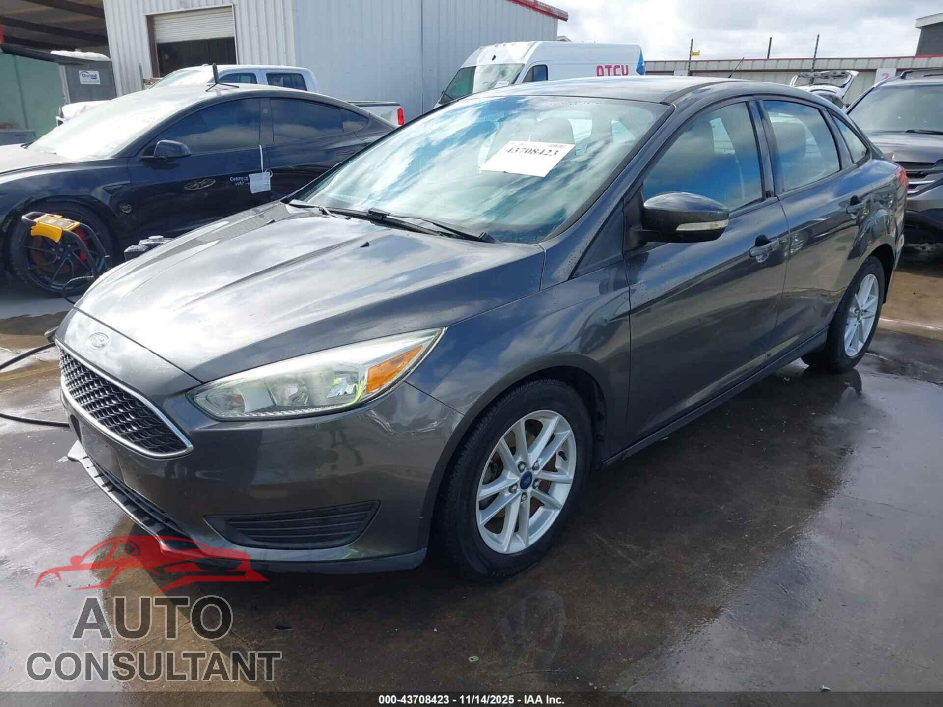 FORD FOCUS 2015 - 1FADP3F20FL227242