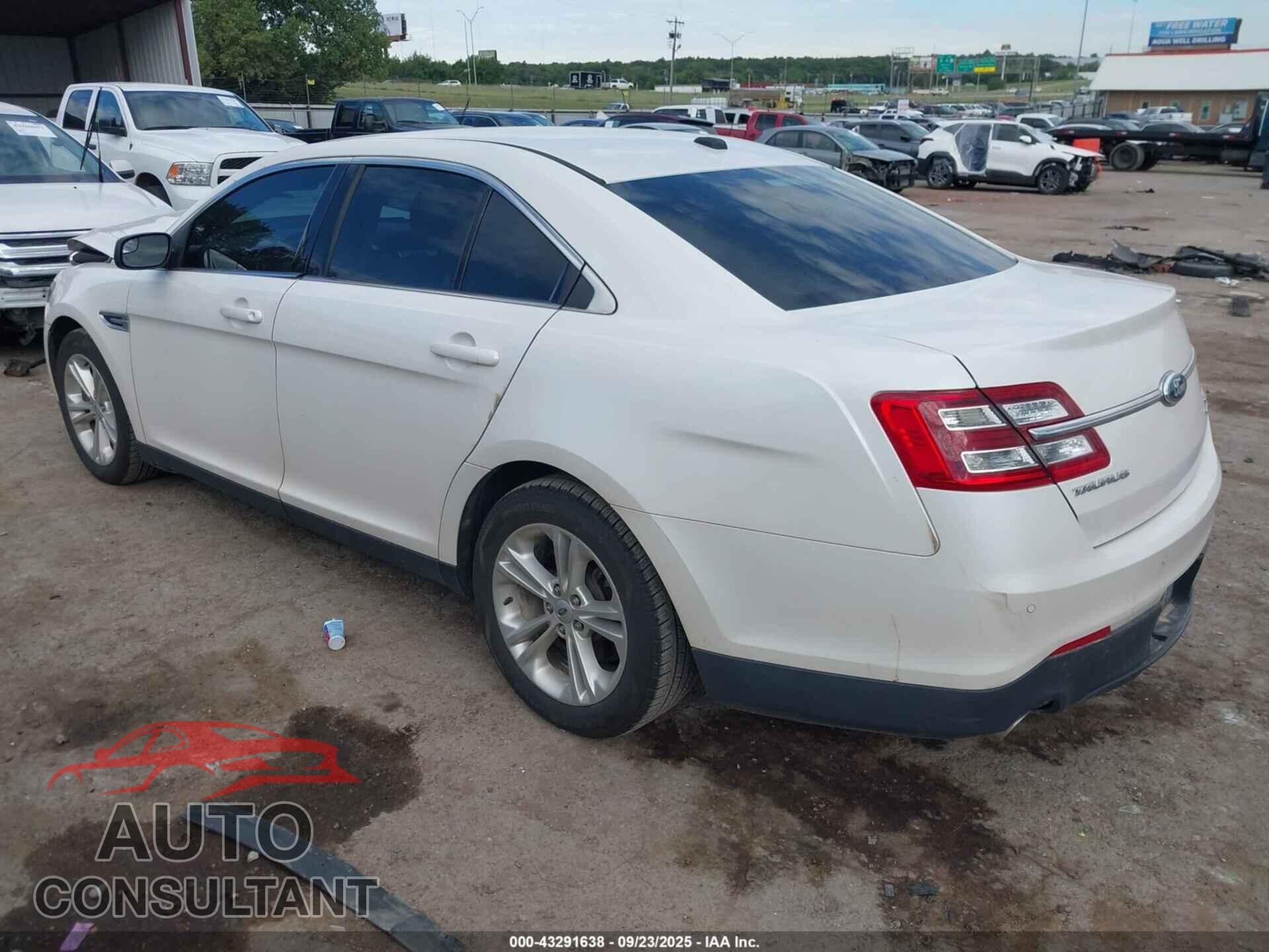 FORD TAURUS 2013 - 1FAHP2E80DG184044