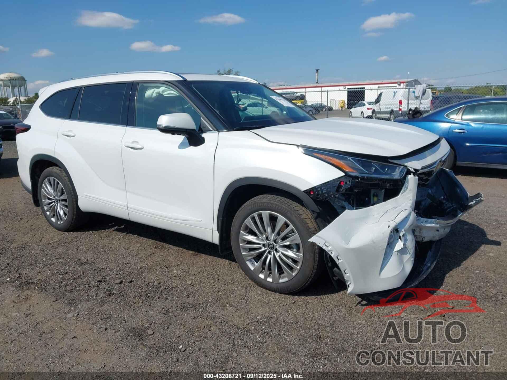 TOYOTA HIGHLANDER 2025 - 5TDKDRBH4SS581295