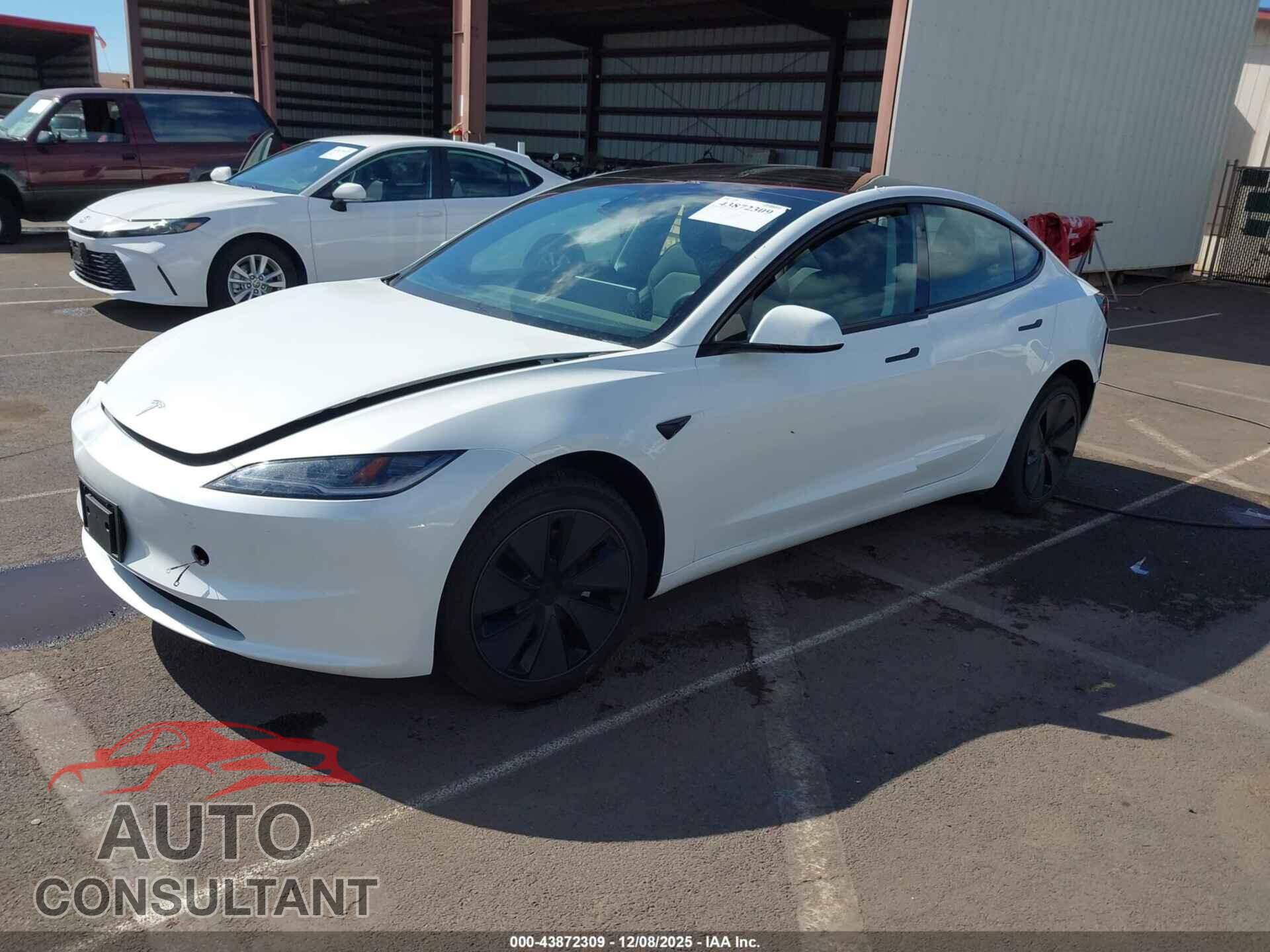 TESLA MODEL 3 2025 - 5YJ3E1EA5SF906932