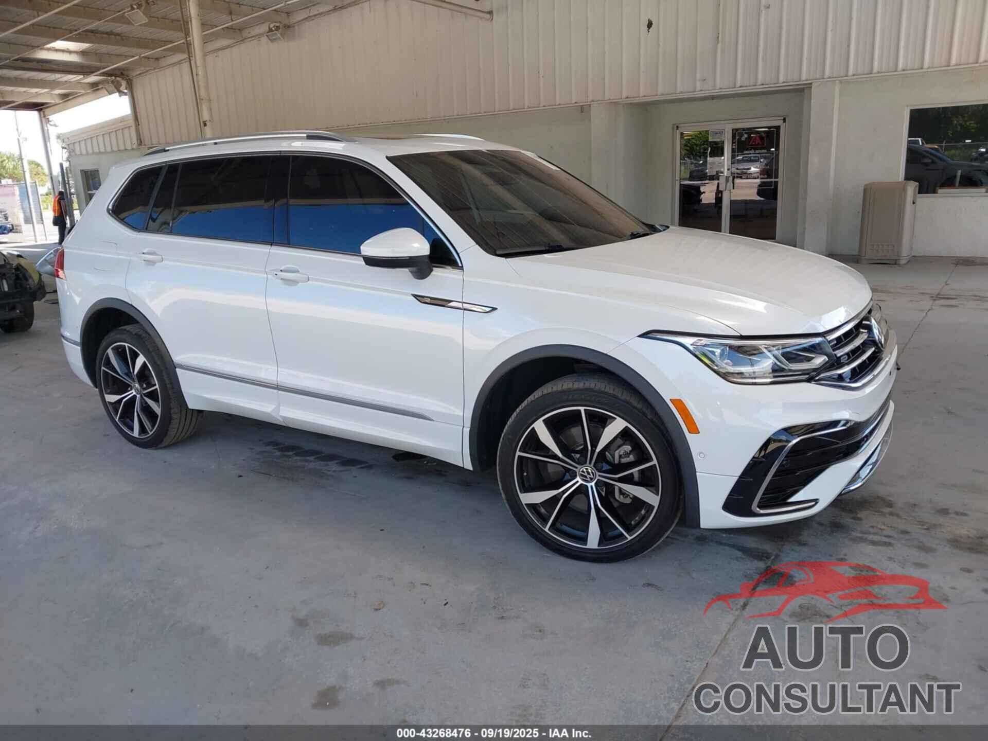 VOLKSWAGEN TIGUAN 2024 - 3VV4B7AX6RM048808