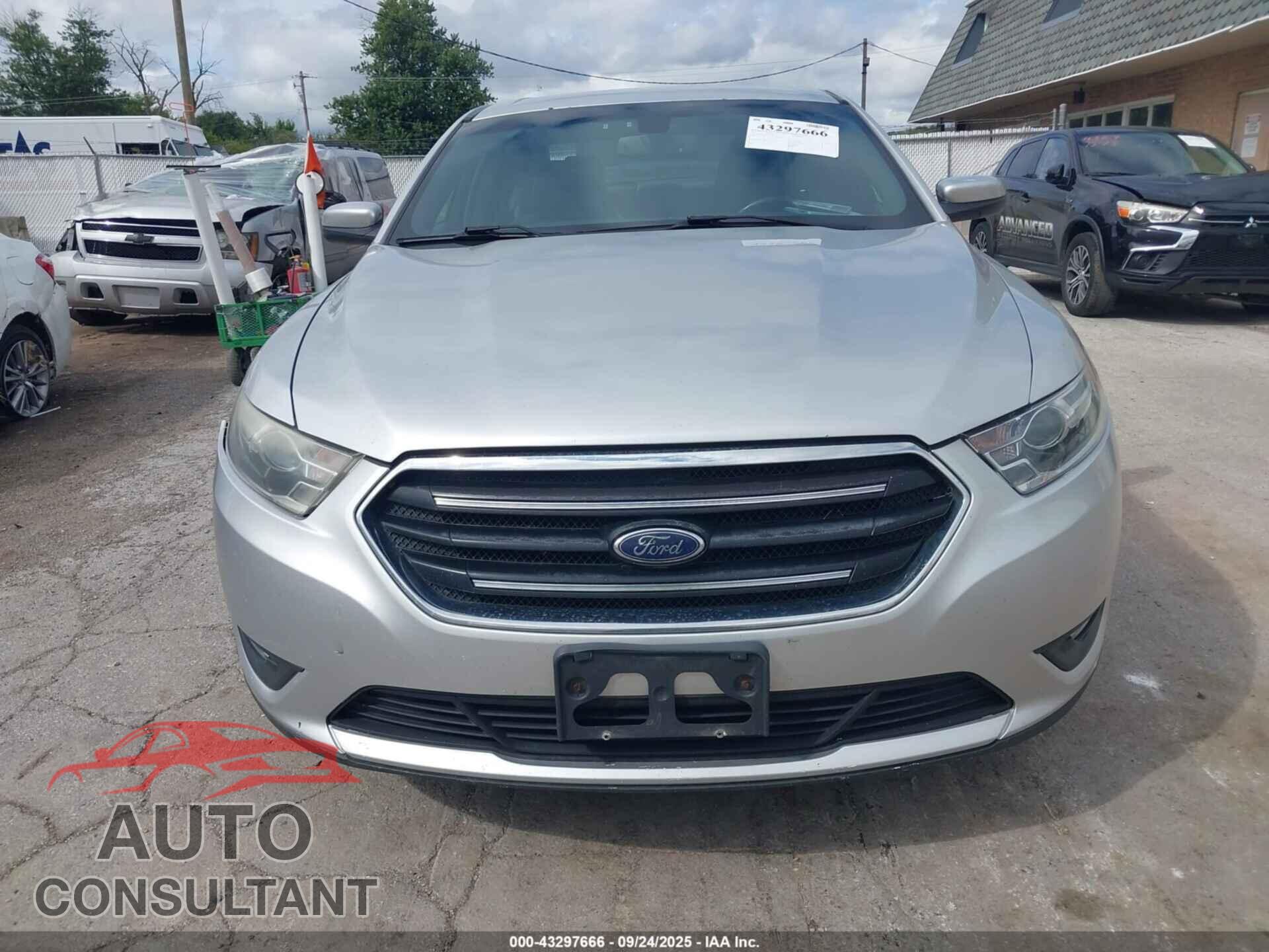 FORD TAURUS 2014 - 1FAHP2E83EG181978