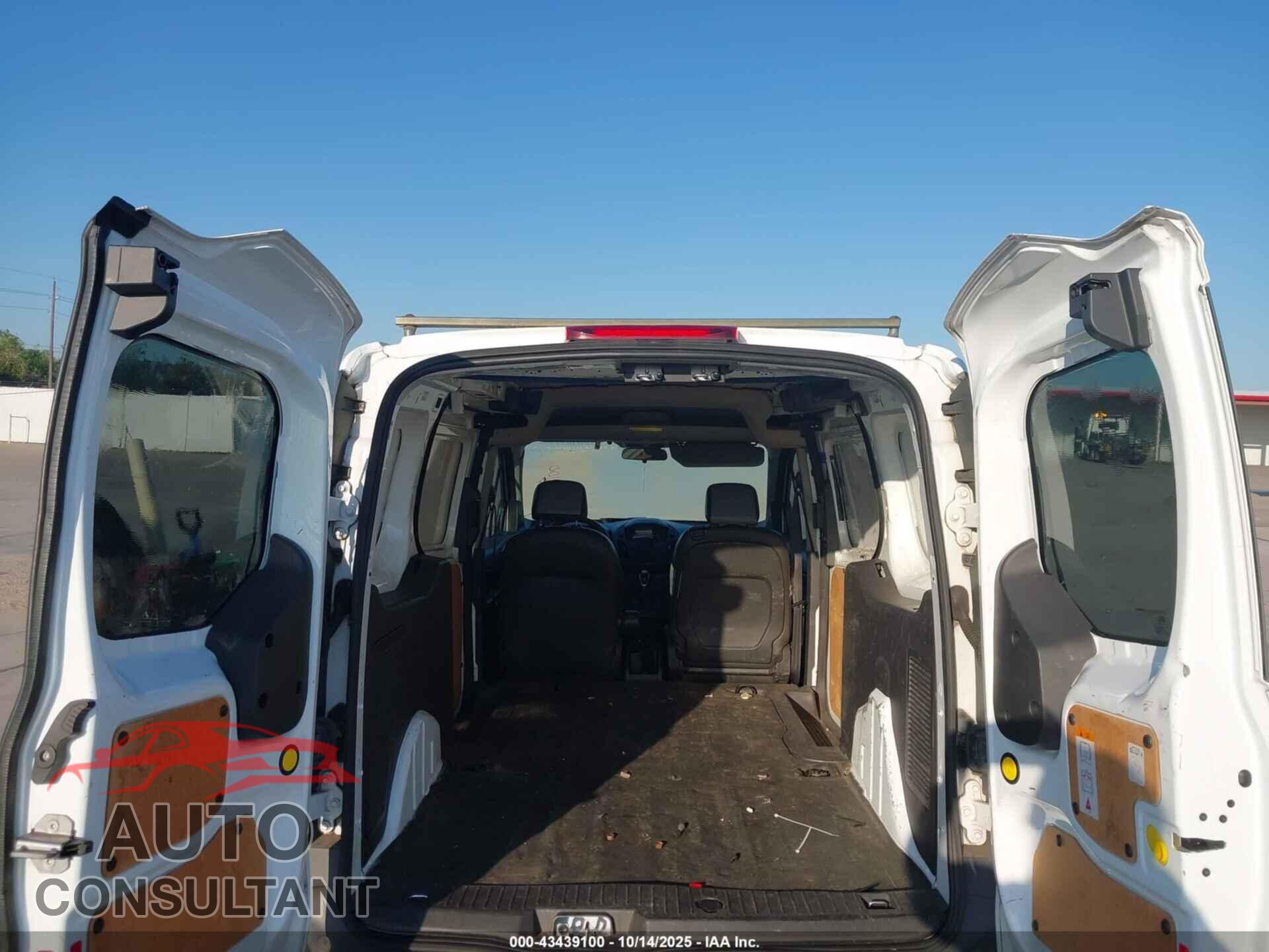 FORD TRANSIT CONNECT 2014 - NM0LS7E72E1140443