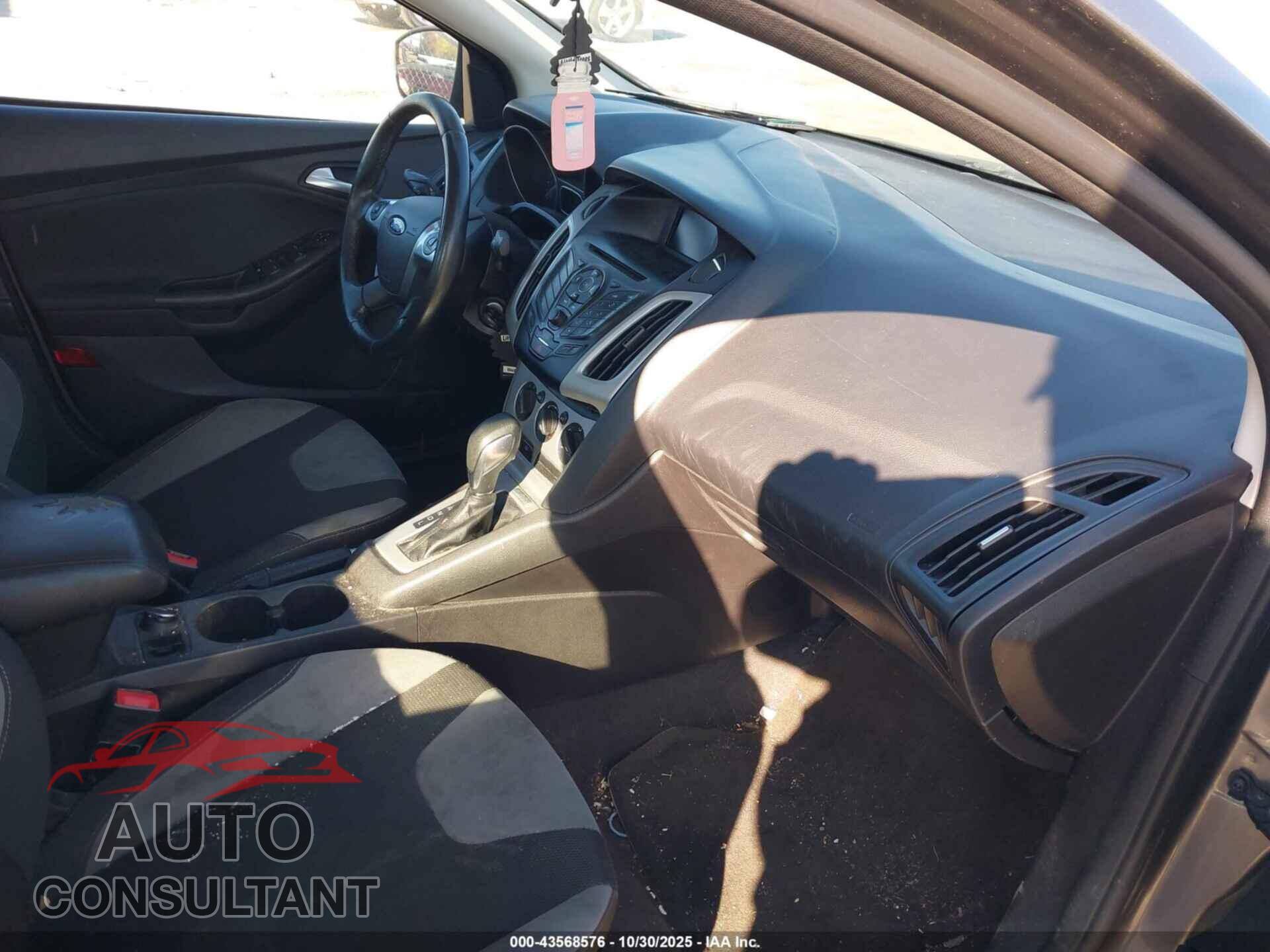 FORD FOCUS 2014 - 1FADP3F20EL357813