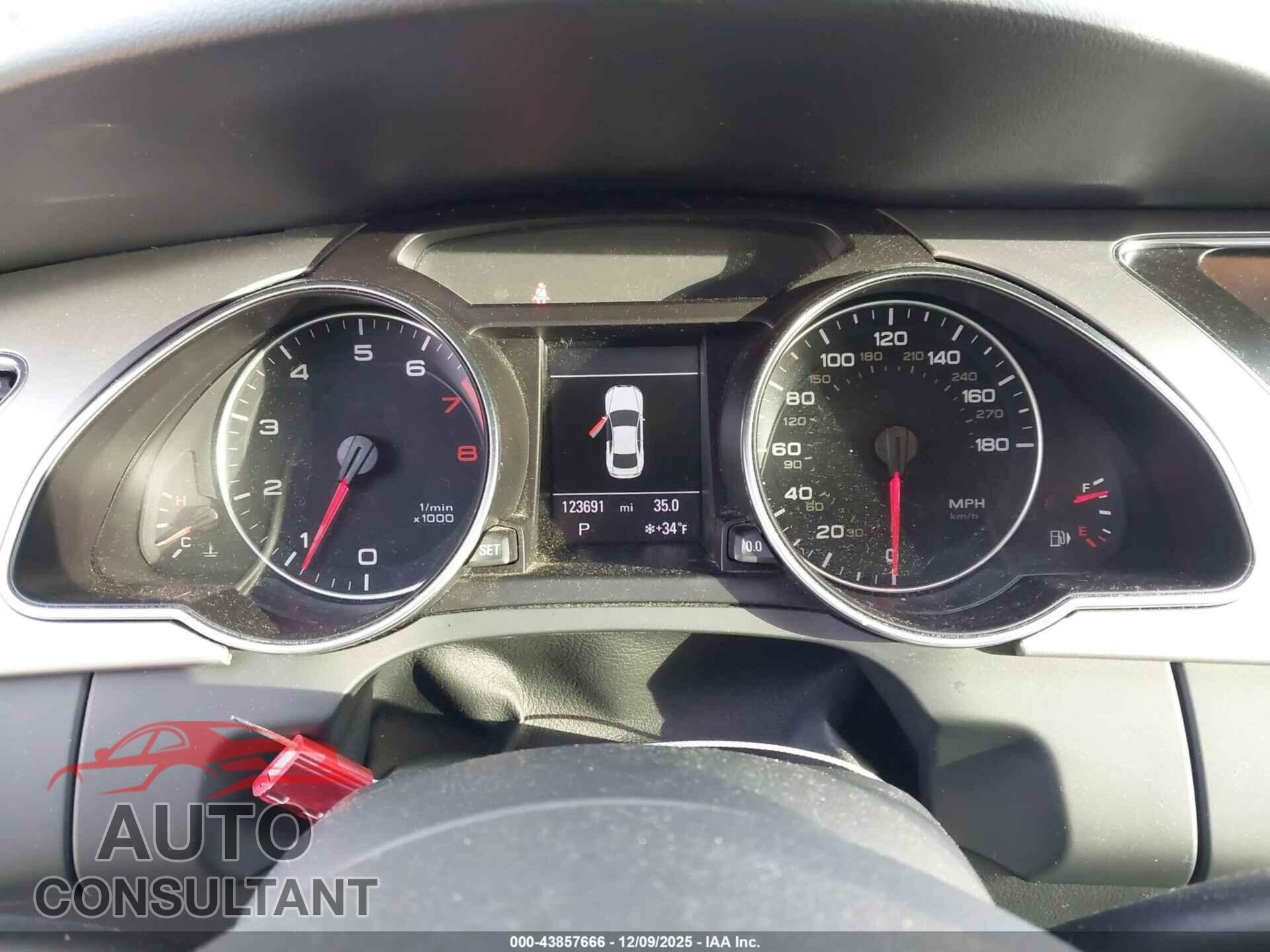 AUDI A5 2012 - WAULFAFR7CA019440