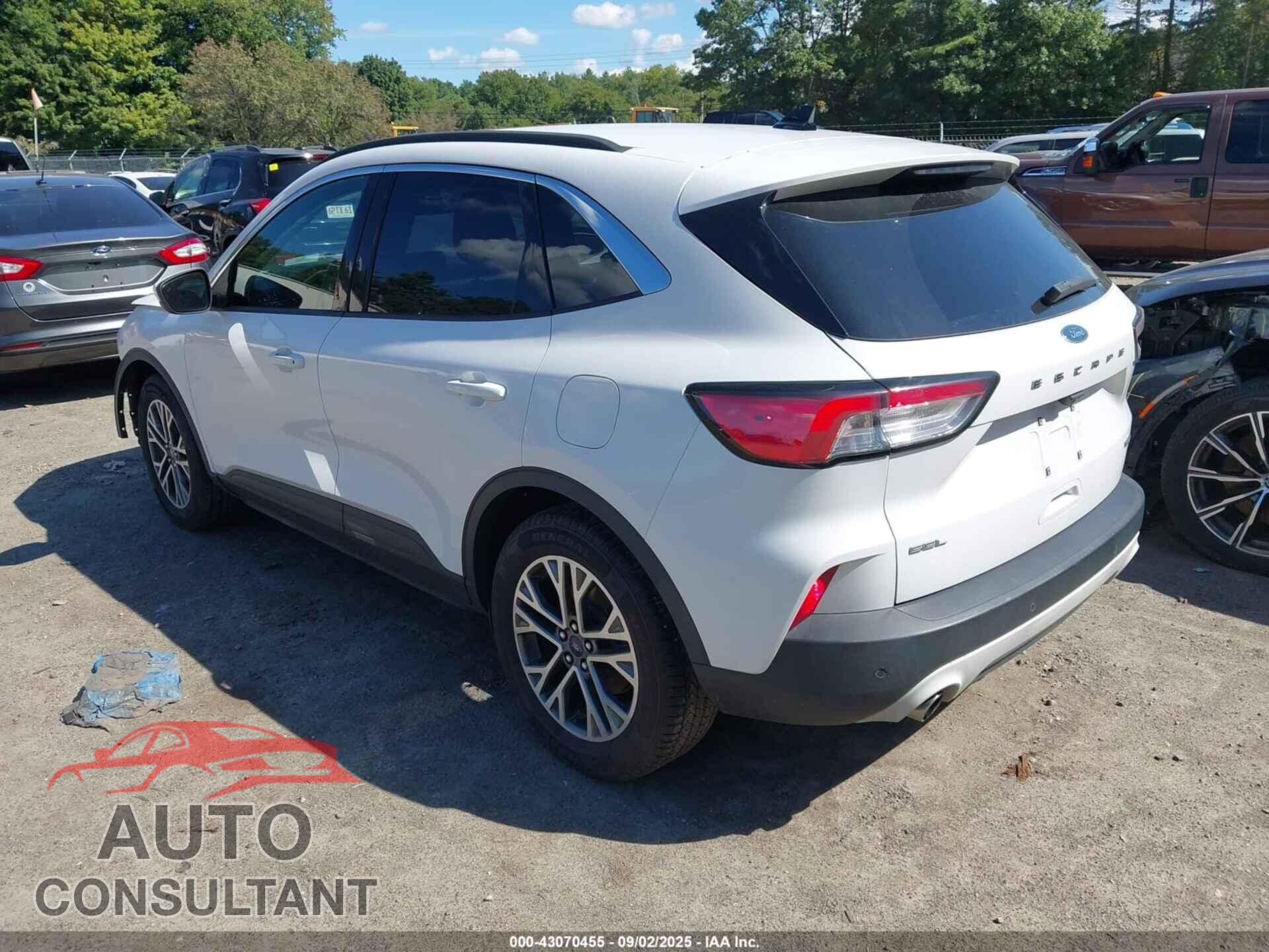 FORD ESCAPE 2020 - 1FMCU0H64LUA24630