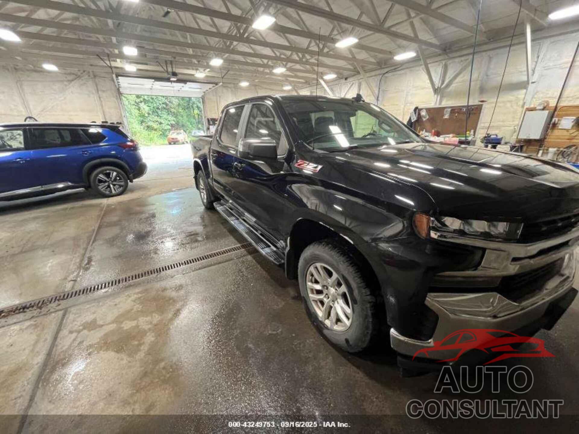 CHEVROLET SILVERADO 1500 2019 - 1GCUYDED5KZ107461
