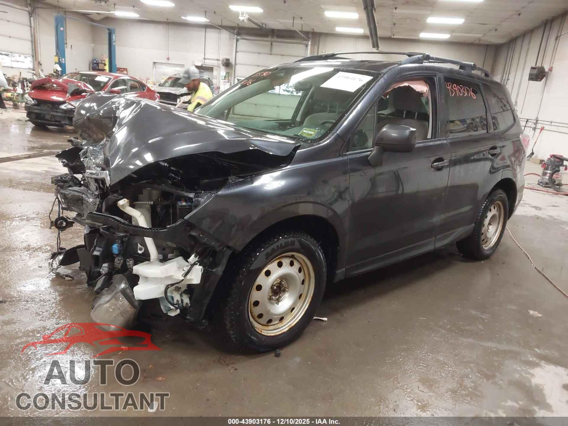 SUBARU FORESTER 2017 - JF2SJAECXHH595582