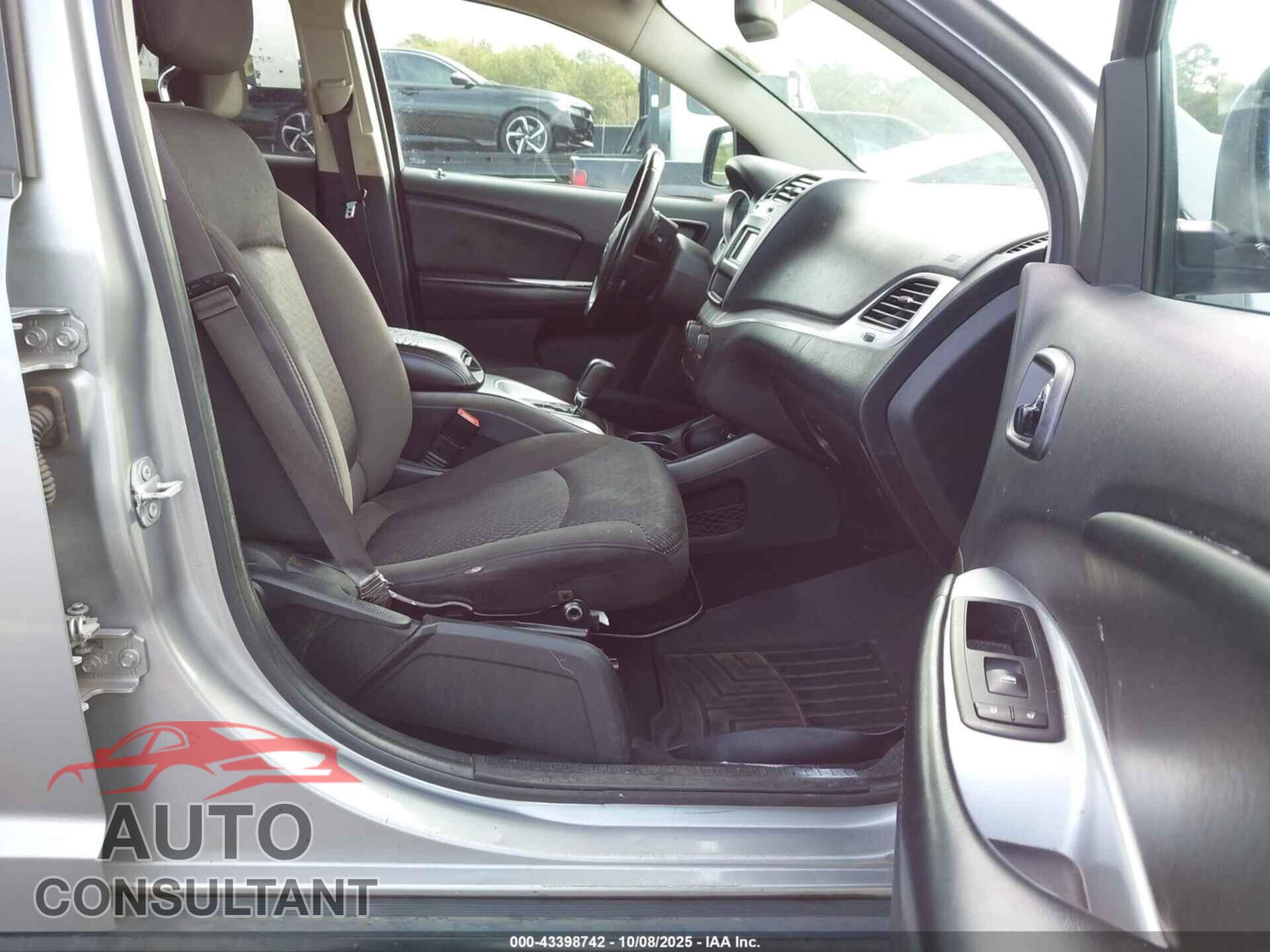 DODGE JOURNEY 2017 - 3C4PDCAB9HT636922