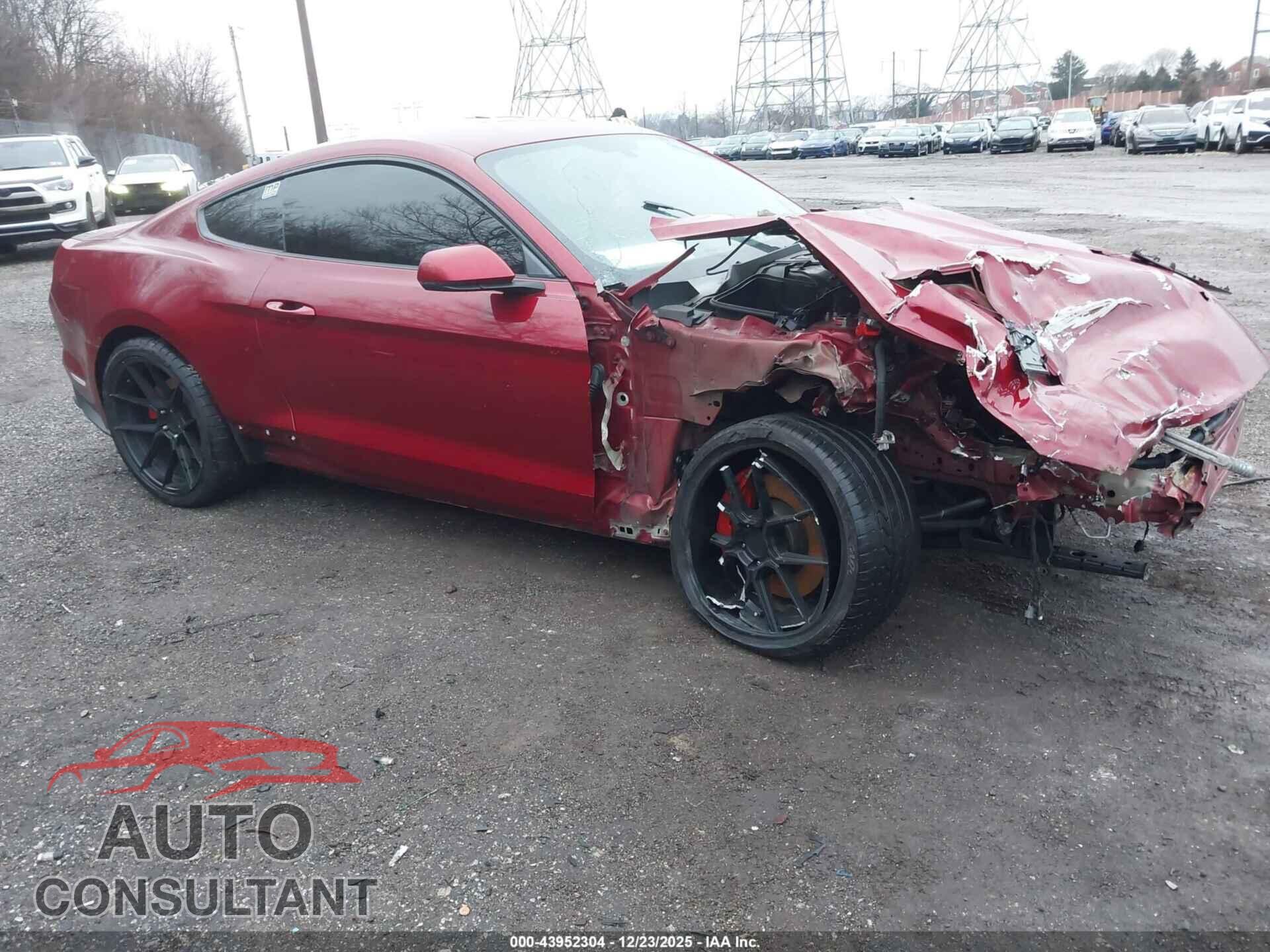 FORD MUSTANG 2017 - 1FA6P8CF8H5256220