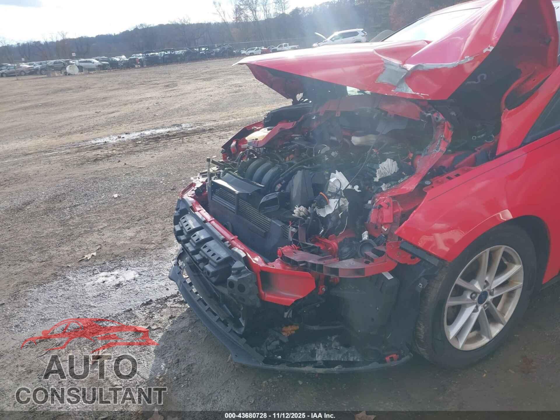 FORD FOCUS 2017 - 1FADP3F21HL228760