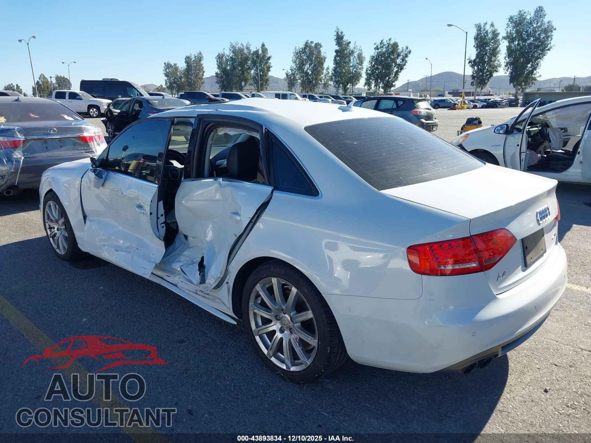 AUDI A4 2012 - WAUEFAFL3CN018041