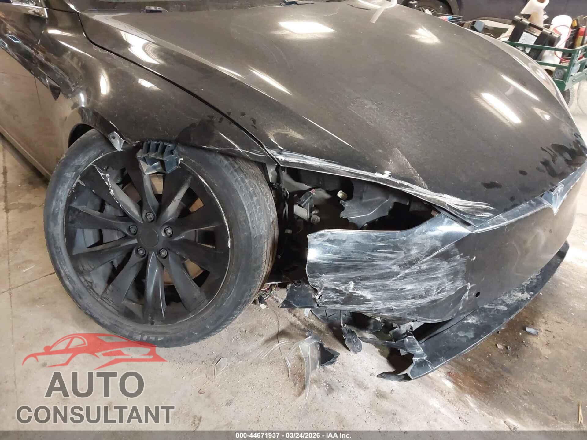 TESLA MODEL S 2017 - 5YJSA1E27HF187322