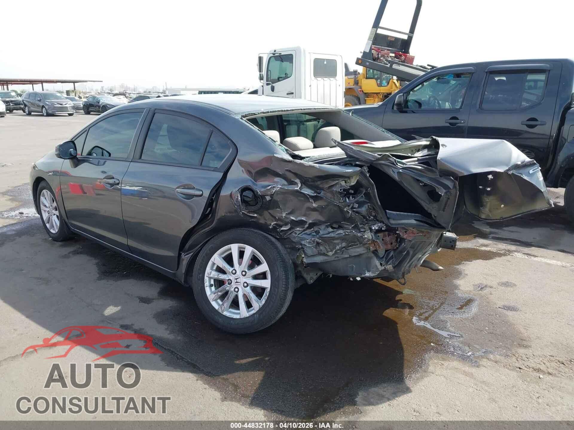 HONDA CIVIC 2012 - 2HGFB2F80CH501923