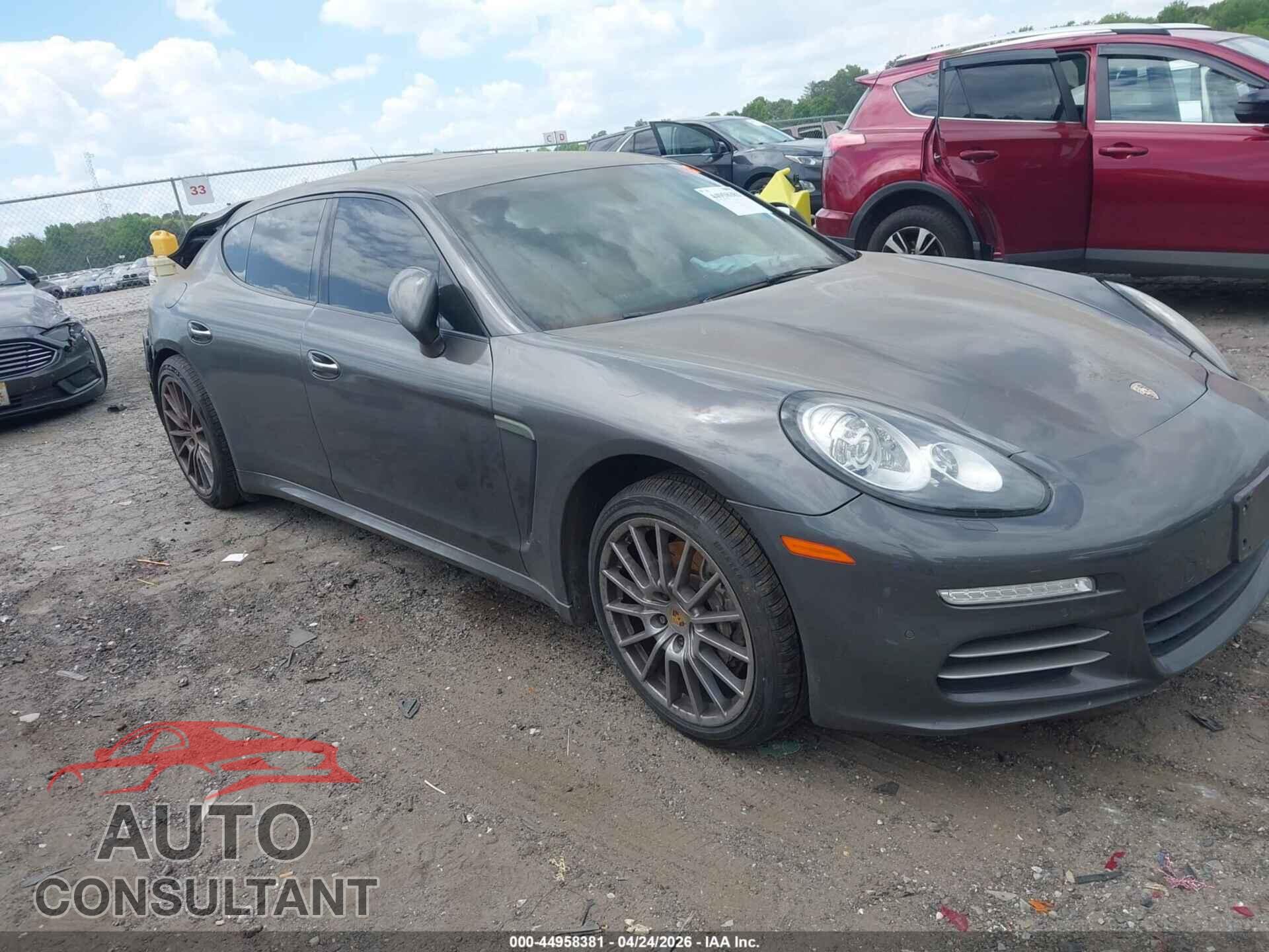 PORSCHE PANAMERA 2015 - WP0AA2A74FL007419
