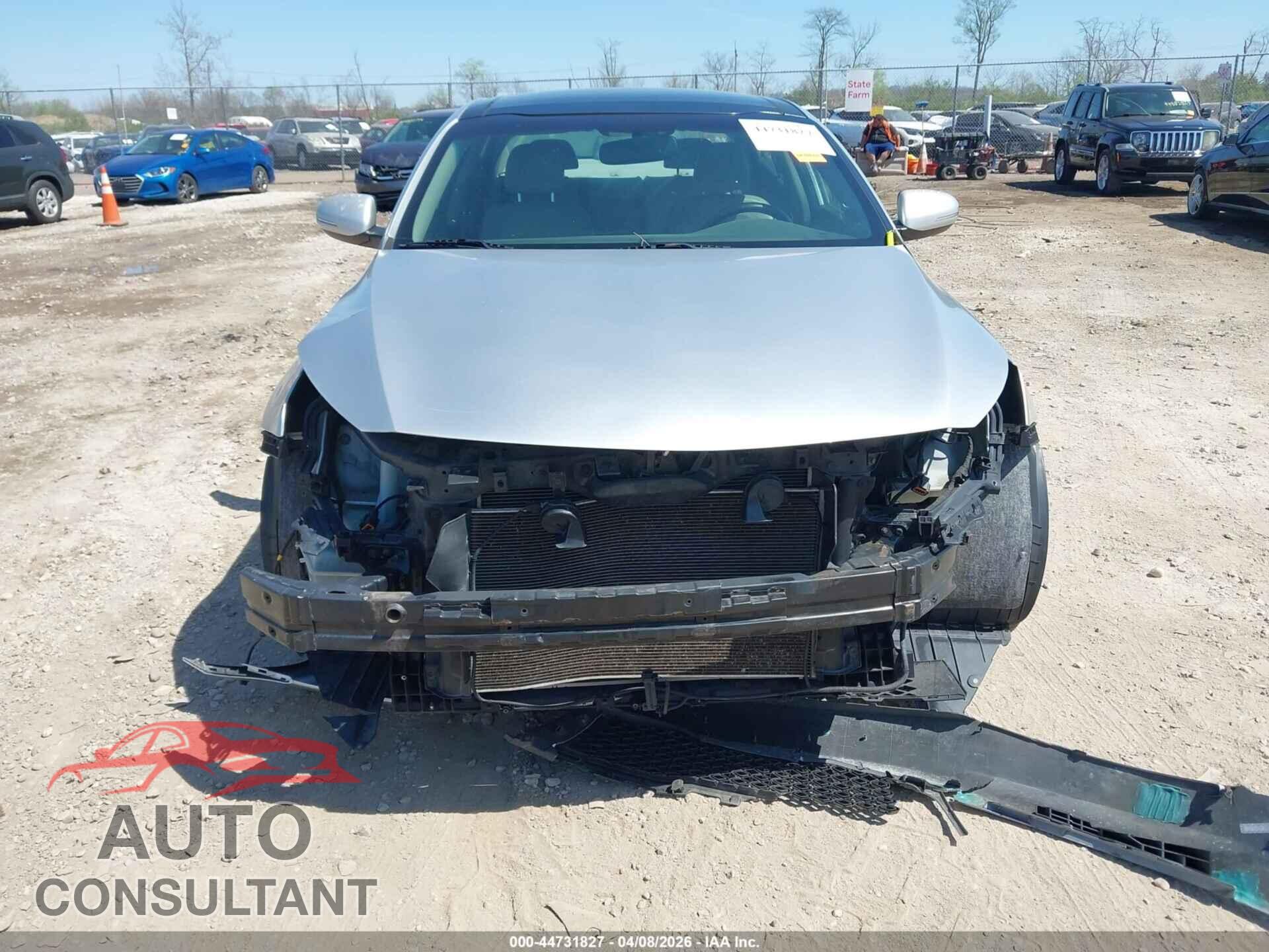 KIA OPTIMA 2011 - KNAGN4A73B5051854