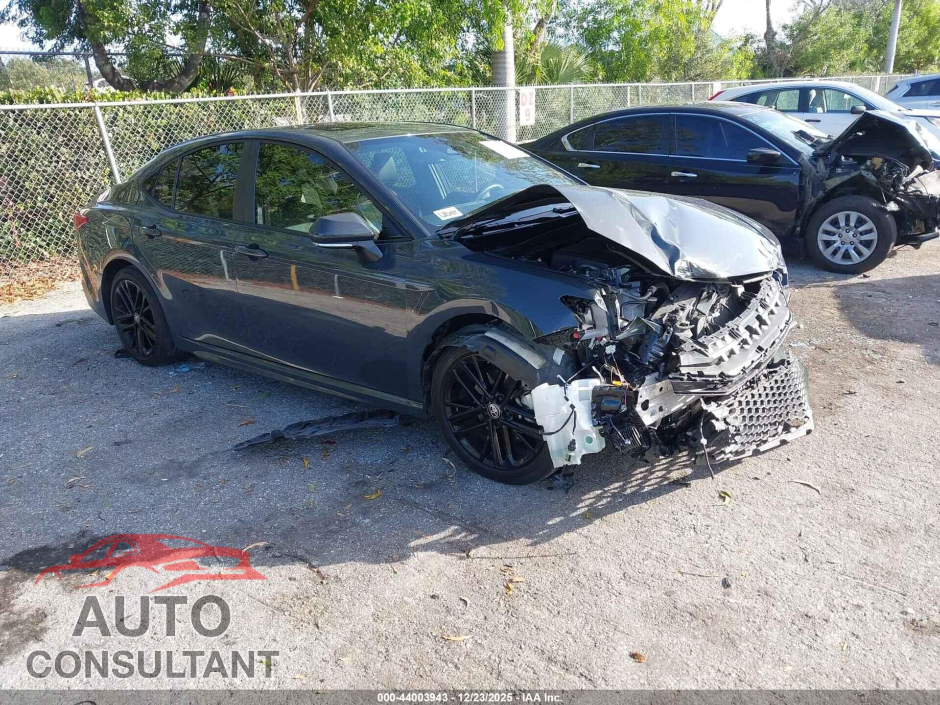 TOYOTA CAMRY 2025 - 4T1DAACKXSU619634
