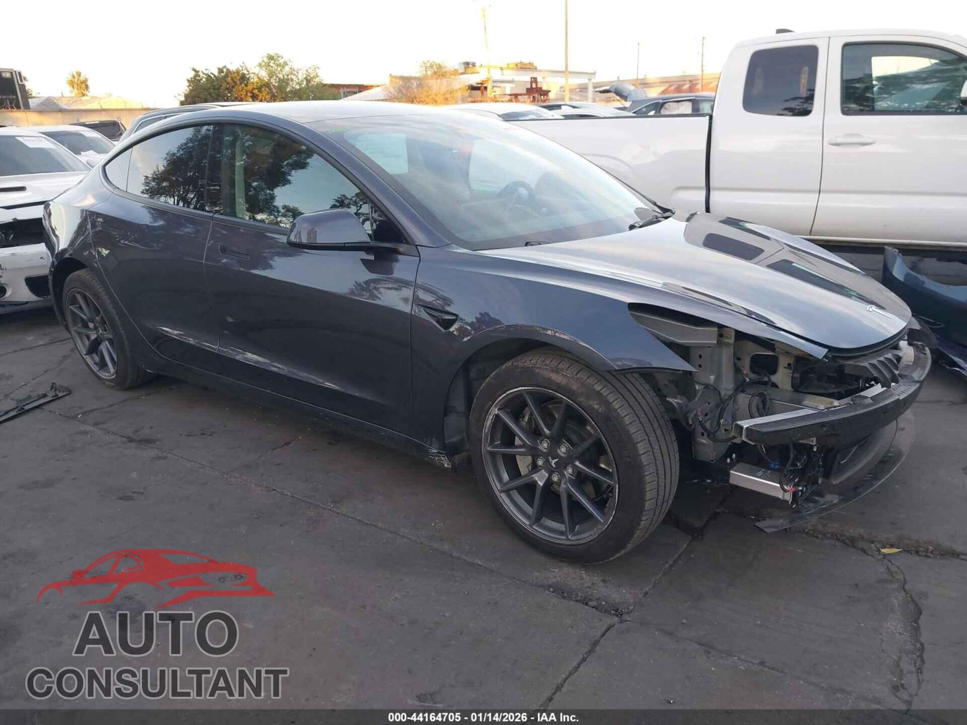 TESLA MODEL 3 2023 - 5YJ3E1EA2PF592325