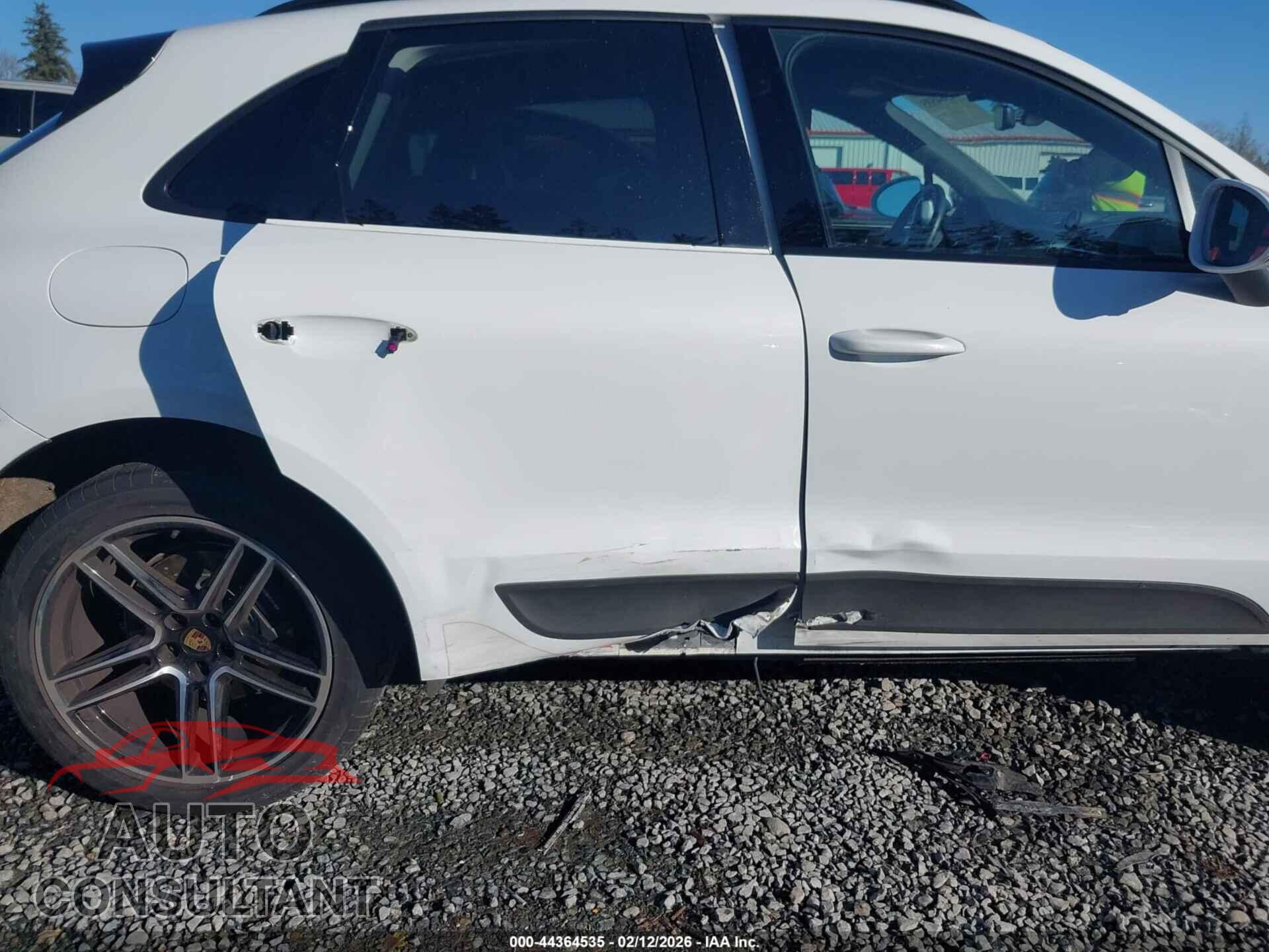 PORSCHE MACAN 2021 - WP1AA2A55MLB08222