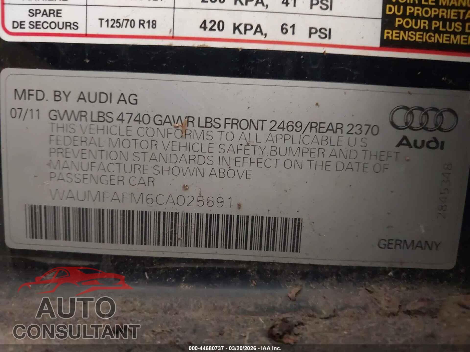 AUDI A3 2012 - WAUMFAFM6CA025691