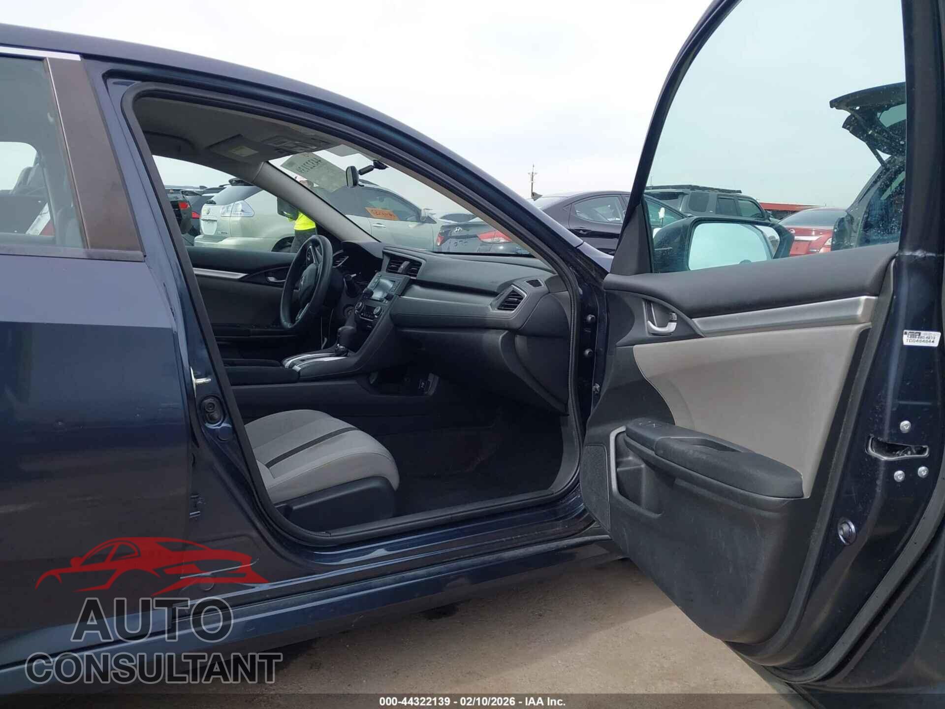 HONDA CIVIC 2017 - 2HGFC2F53HH558272