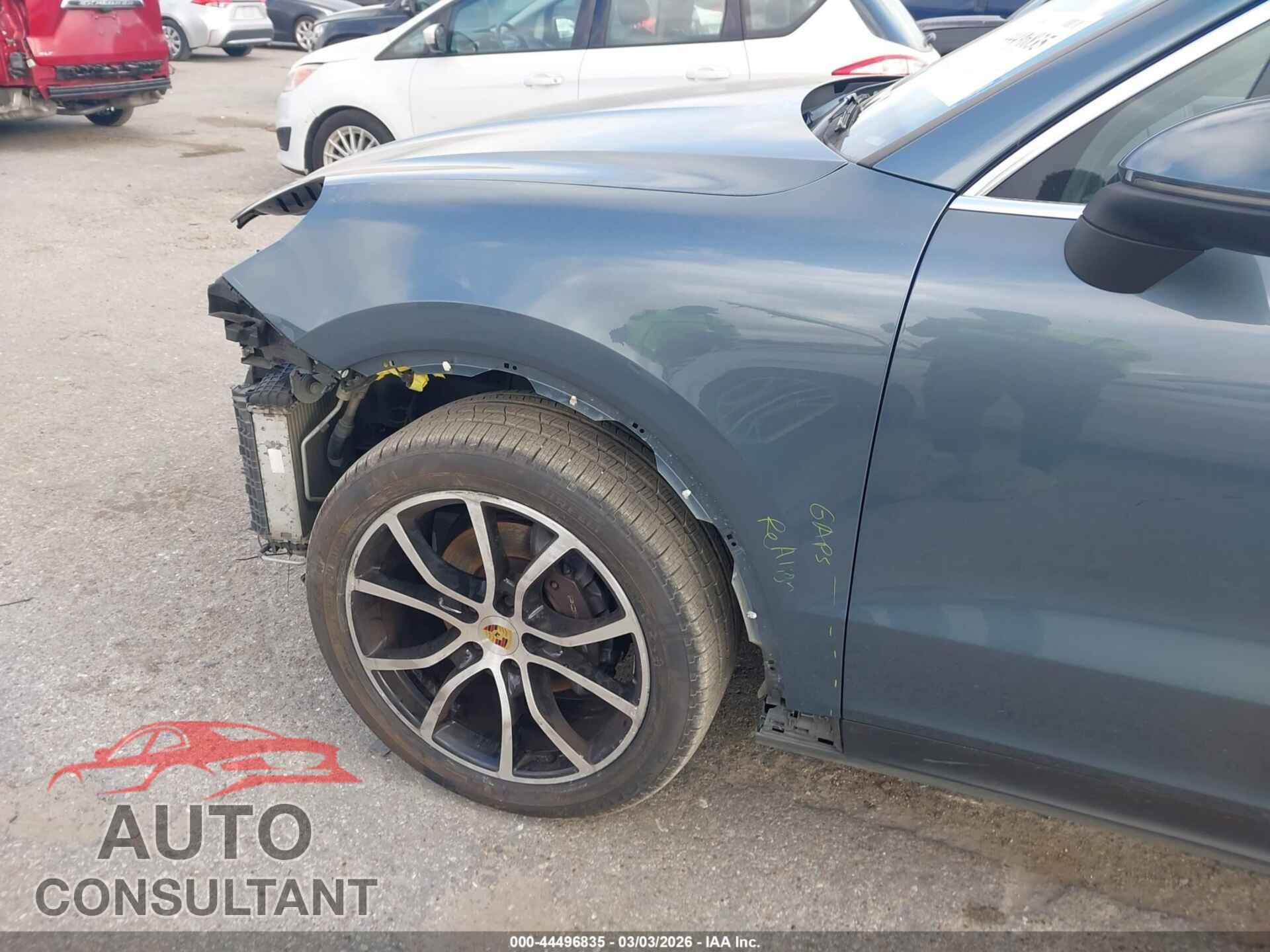 PORSCHE CAYENNE 2019 - WP1AA2AY3KDA15717
