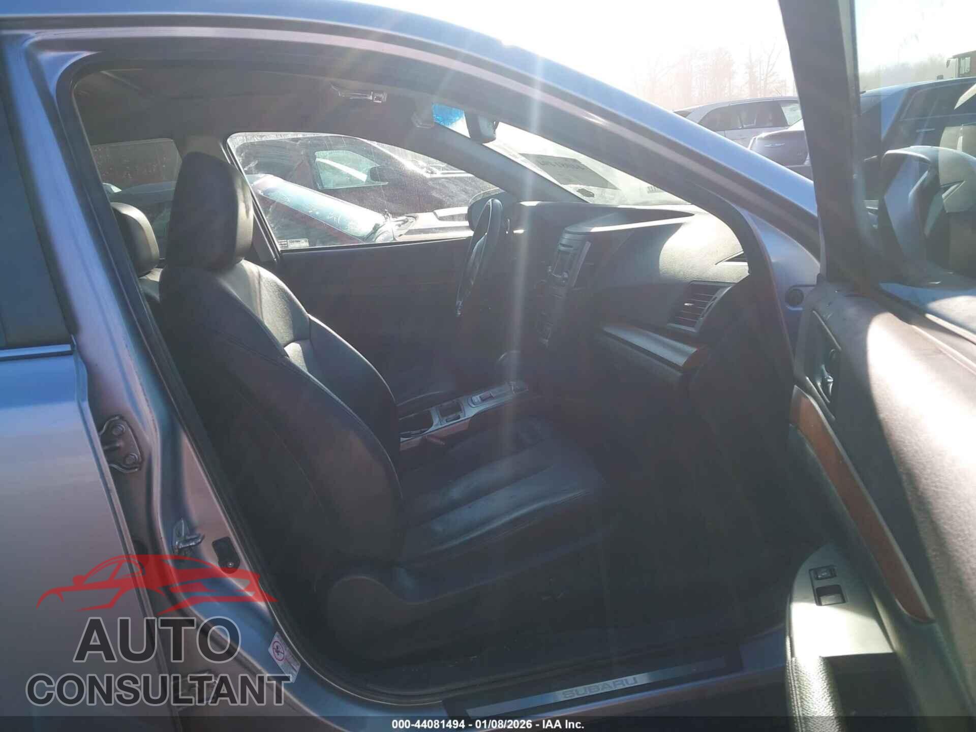 SUBARU OUTBACK 2014 - 4S4BRBLC4E3266915