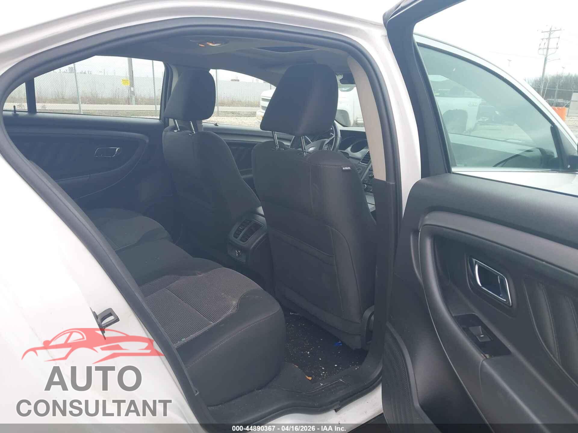 FORD TAURUS 2011 - 1FAHP2EW4BG155271