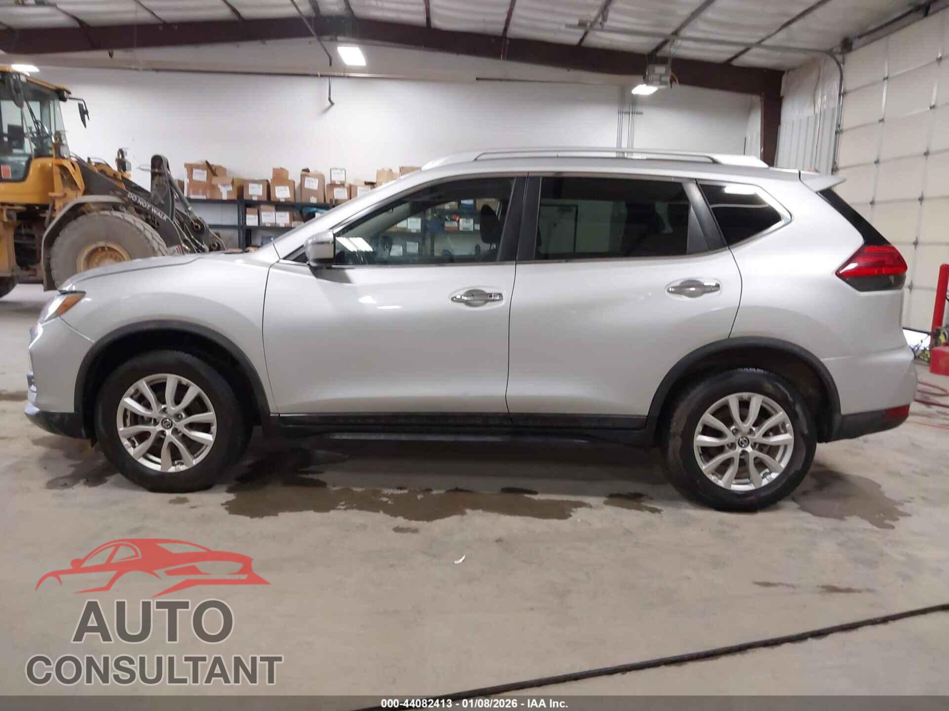 NISSAN ROGUE 2017 - KNMAT2MV2HP546959