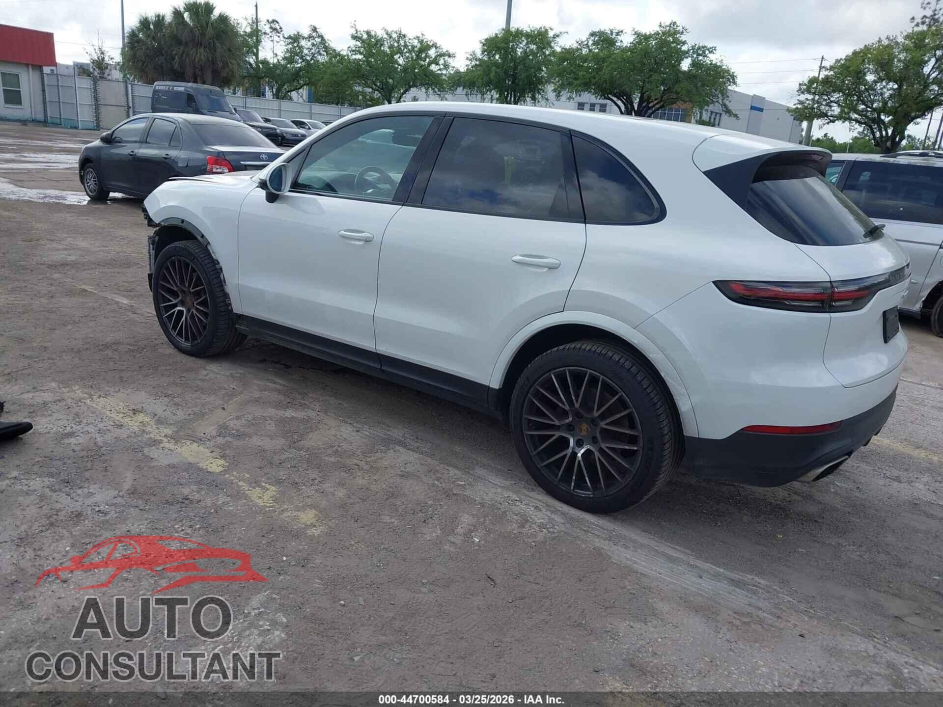 PORSCHE CAYENNE 2019 - WP1AA2AY0KDA07381