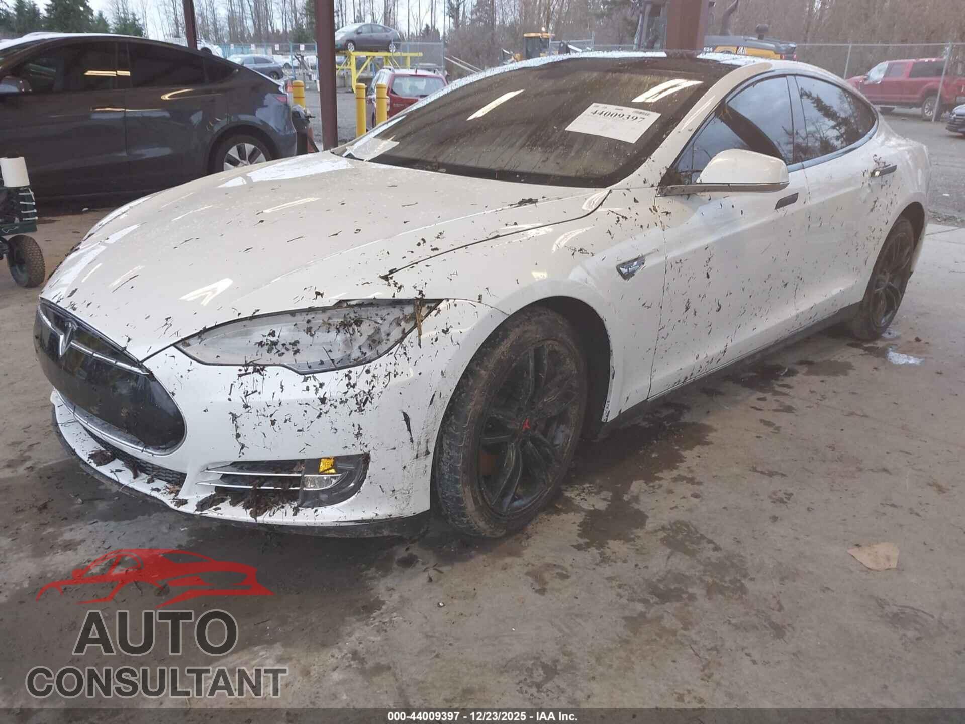 TESLA MODEL S 2012 - 5YJSA1DP5CFS00655