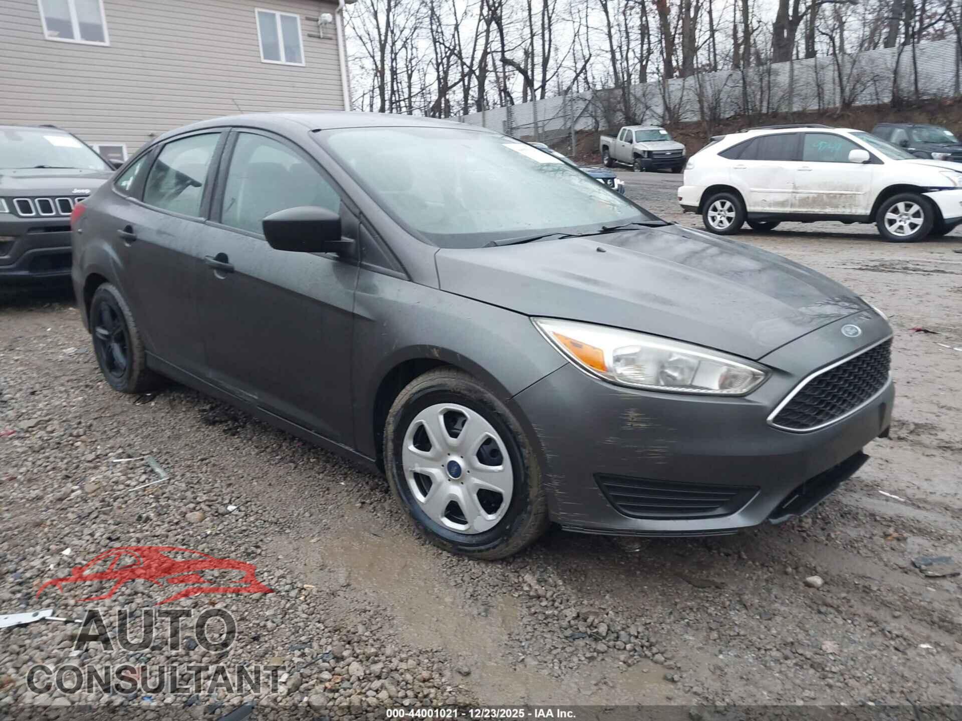 FORD FOCUS 2017 - 1FADP3E21HL298731