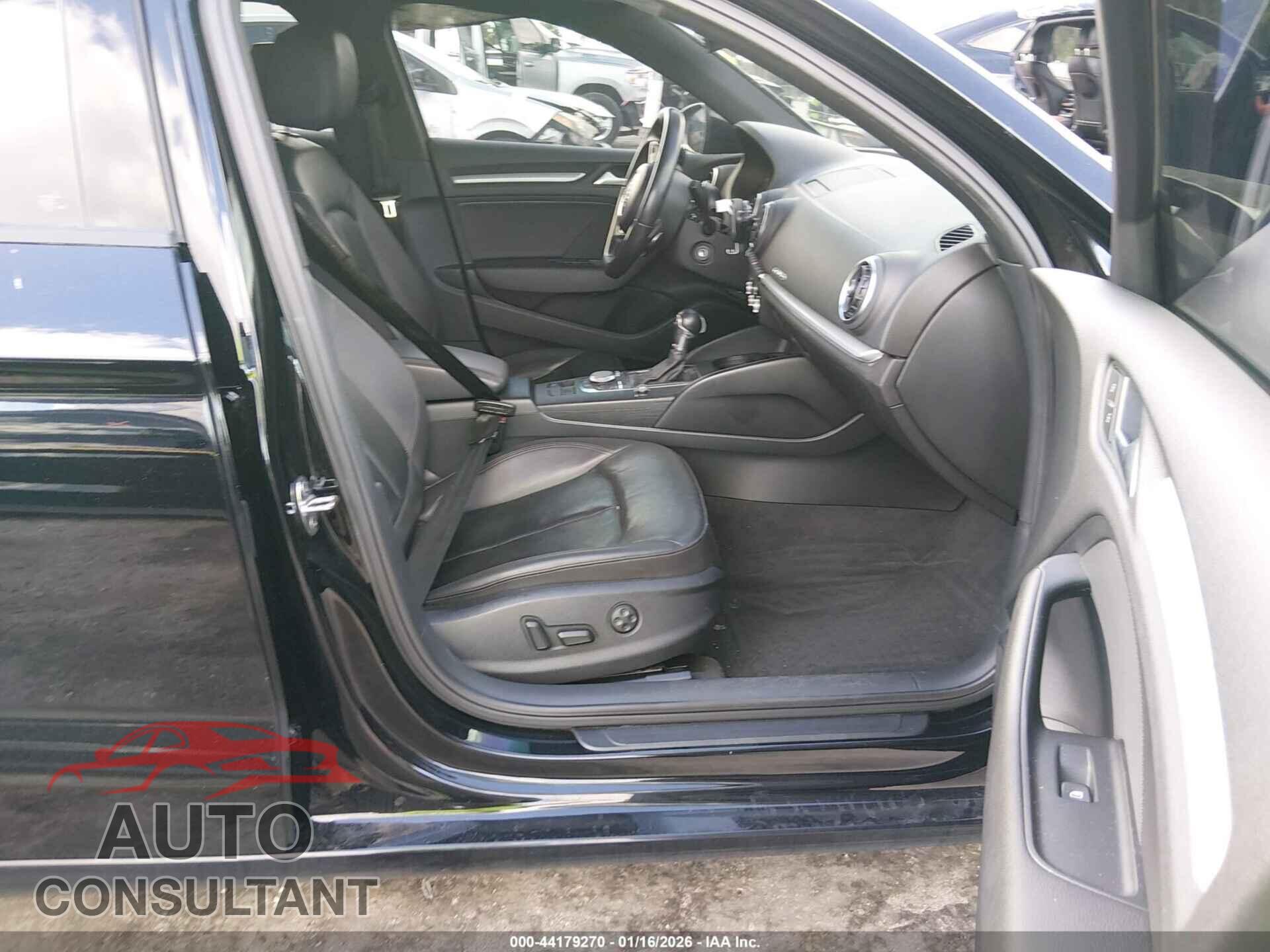 AUDI A3 2015 - WAUBFGFF9F1073296