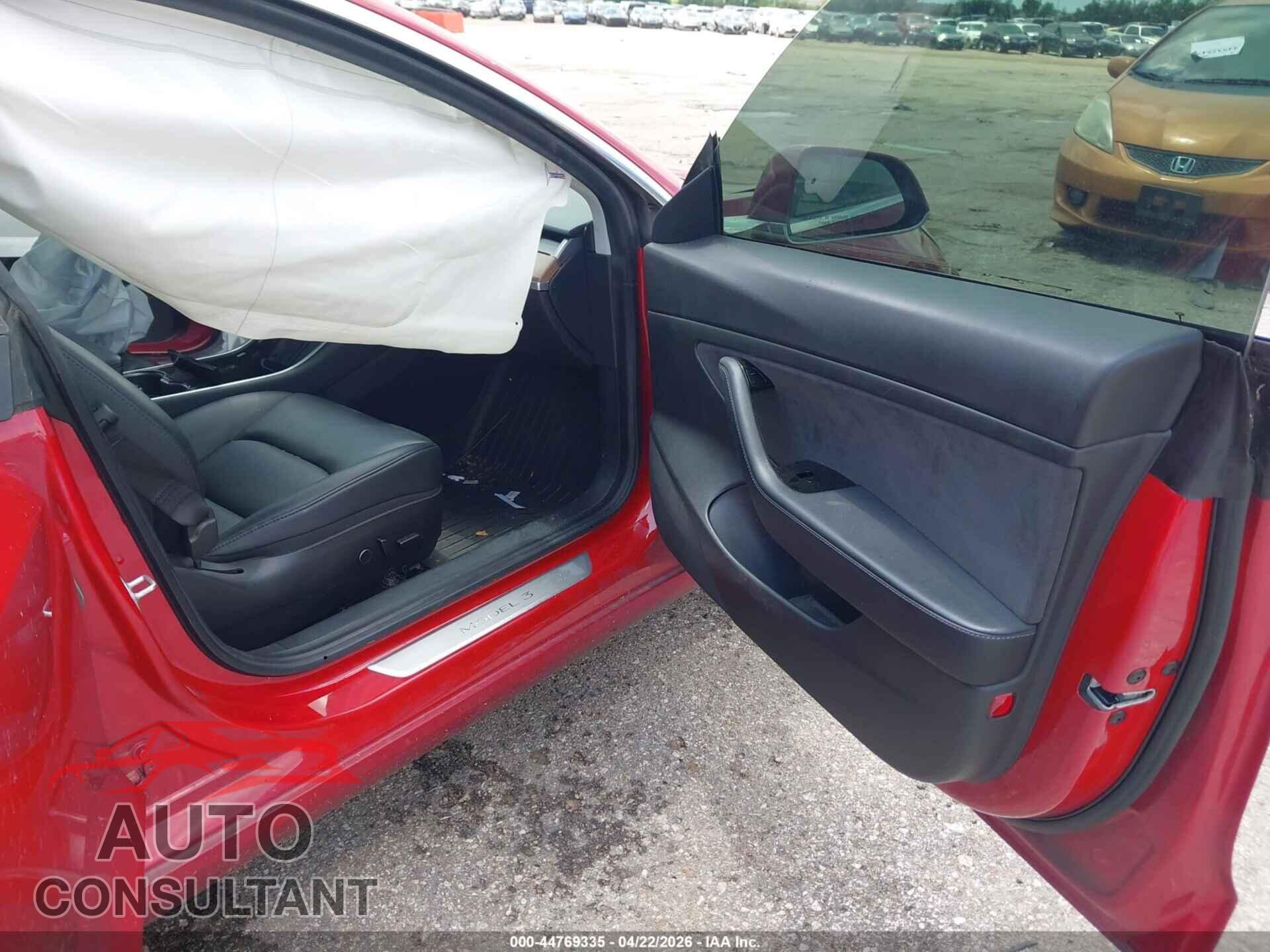 TESLA MODEL 3 2020 - 5YJ3E1EA2LF706429
