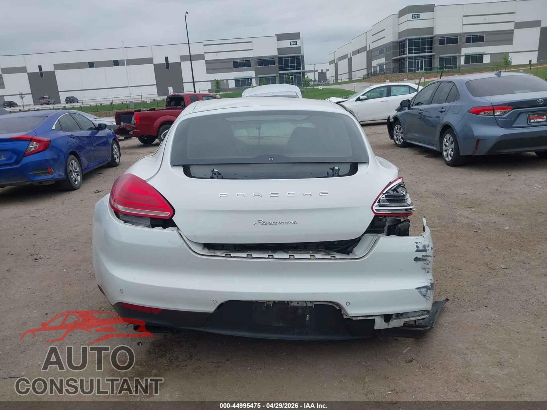 PORSCHE PANAMERA 2014 - WP0AA2A75EL010084