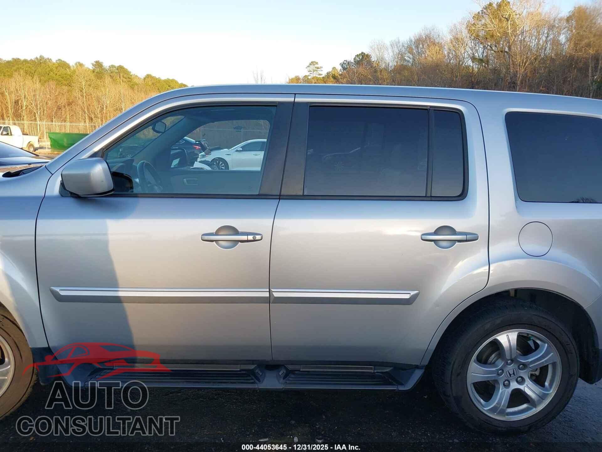HONDA PILOT 2013 - 5FNYF3H5XDB022811