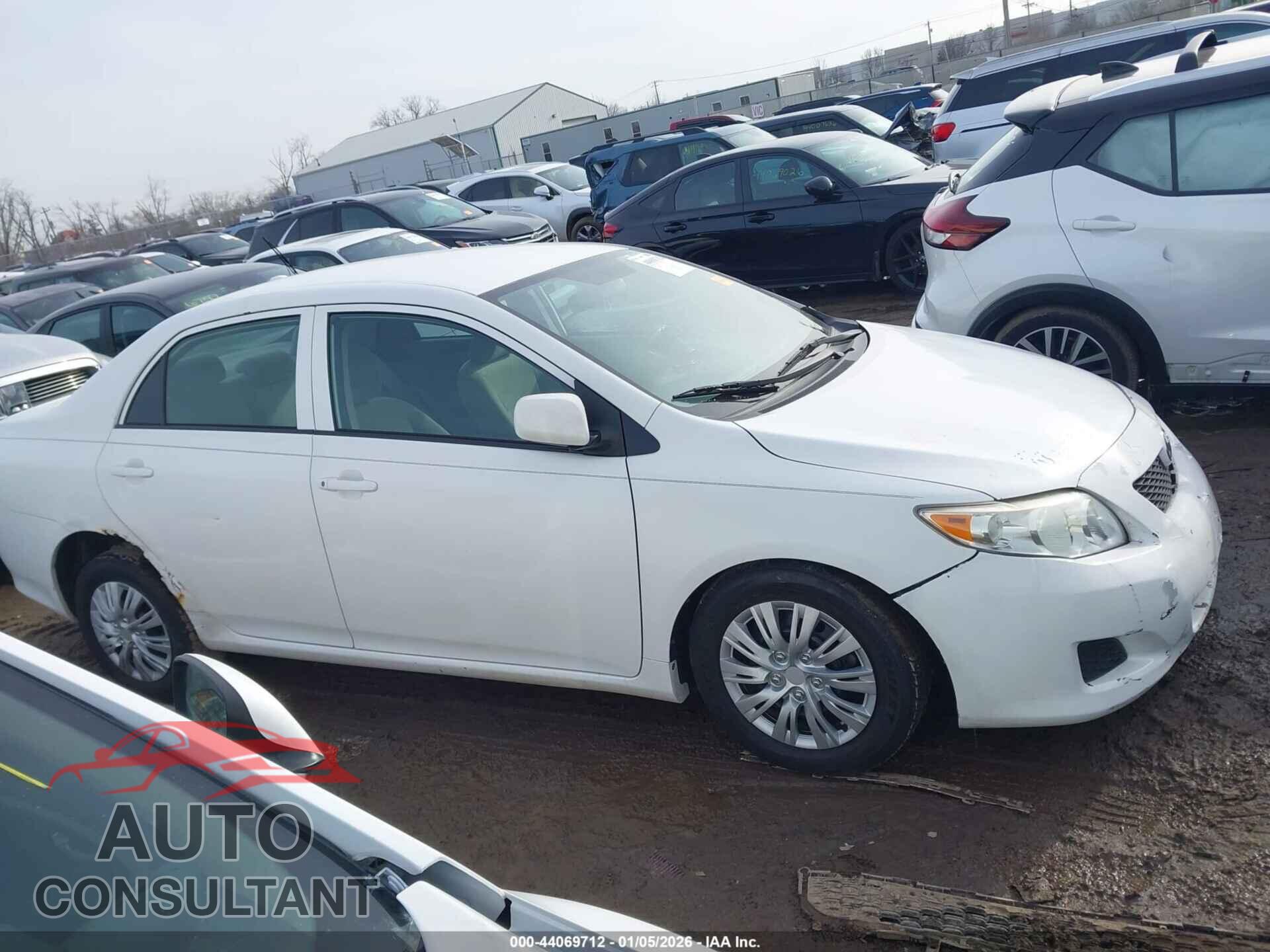 TOYOTA COROLLA 2009 - JTDBL40E699058237
