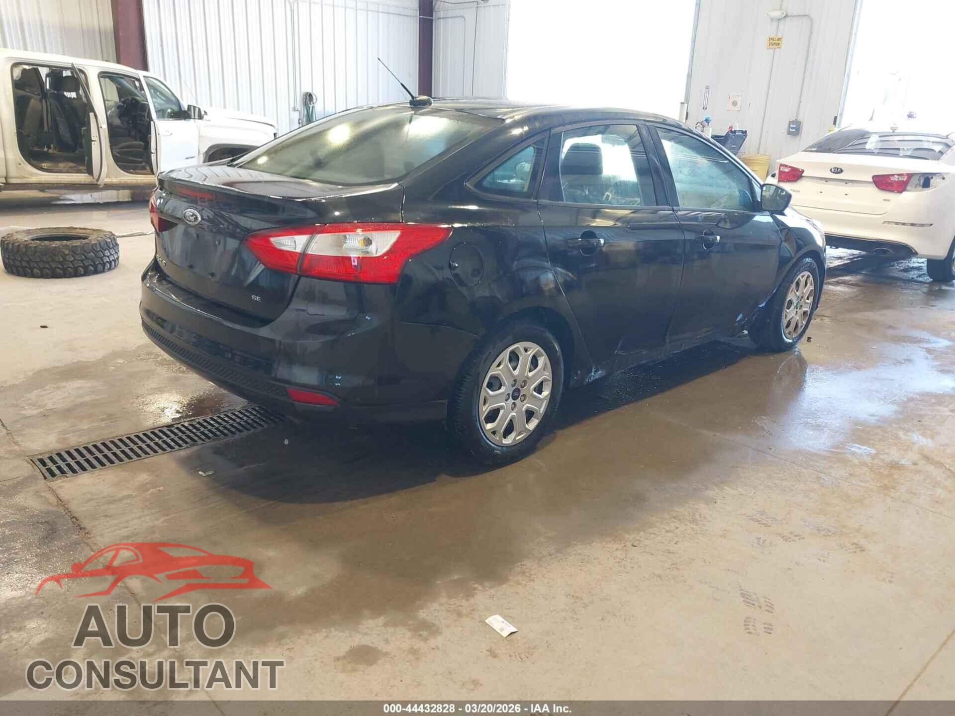 FORD FOCUS 2012 - 1FAHP3F20CL323482