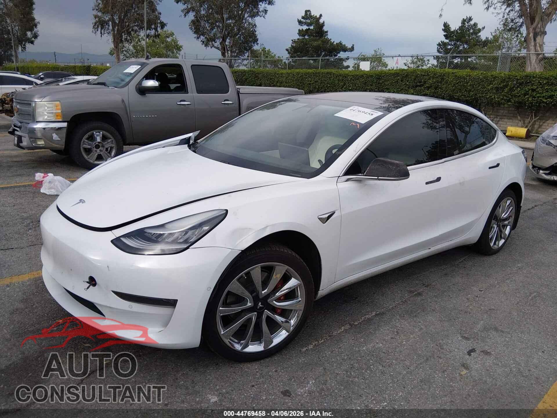 TESLA MODEL 3 2018 - 5YJ3E1EB9JF135530
