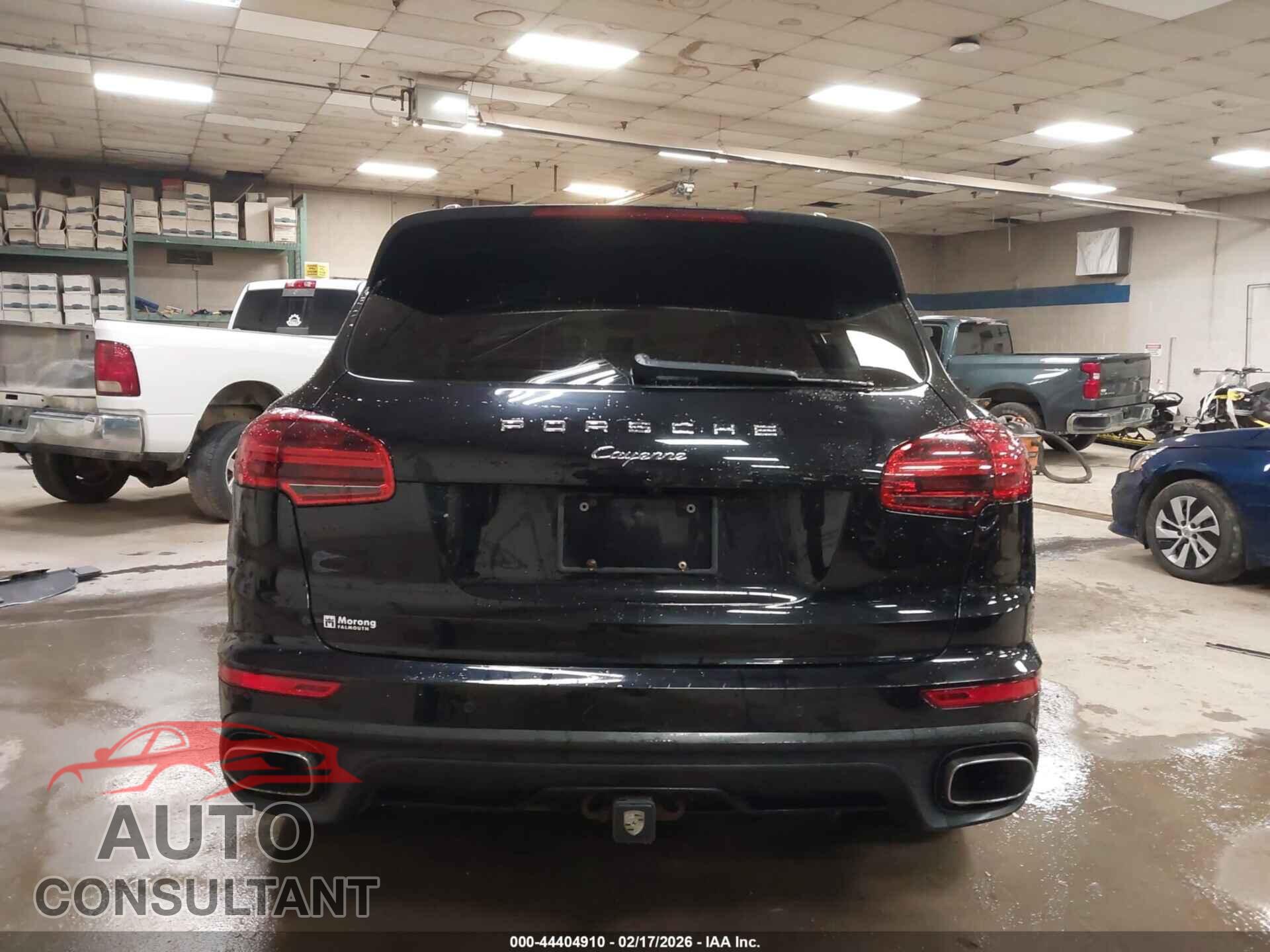 PORSCHE CAYENNE 2016 - WP1AA2A27GKA12317